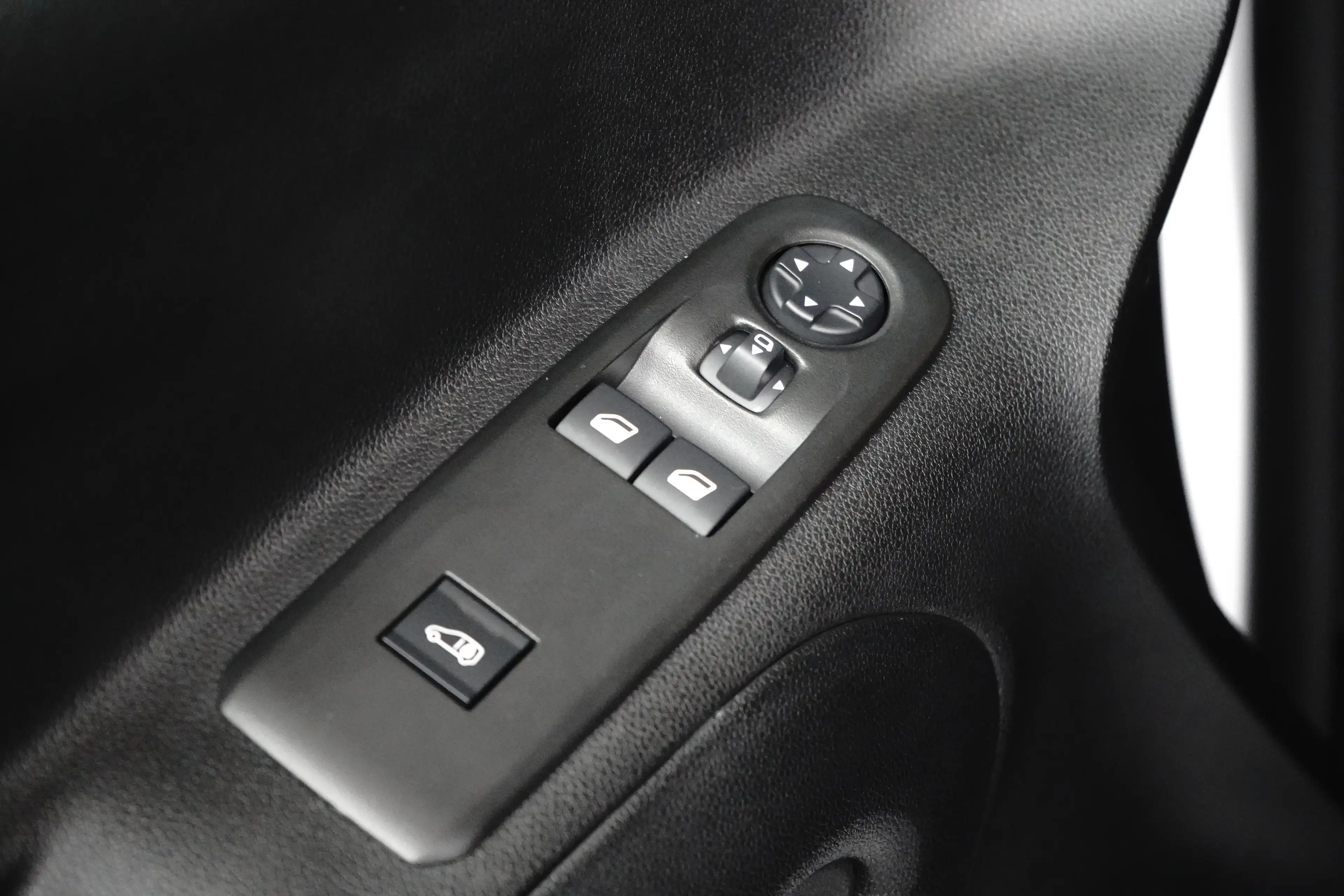 Fiat Doblo 1.5 BlueHDi 130 S&S L2 | Achteruitrijcamera met 18 — photo 15