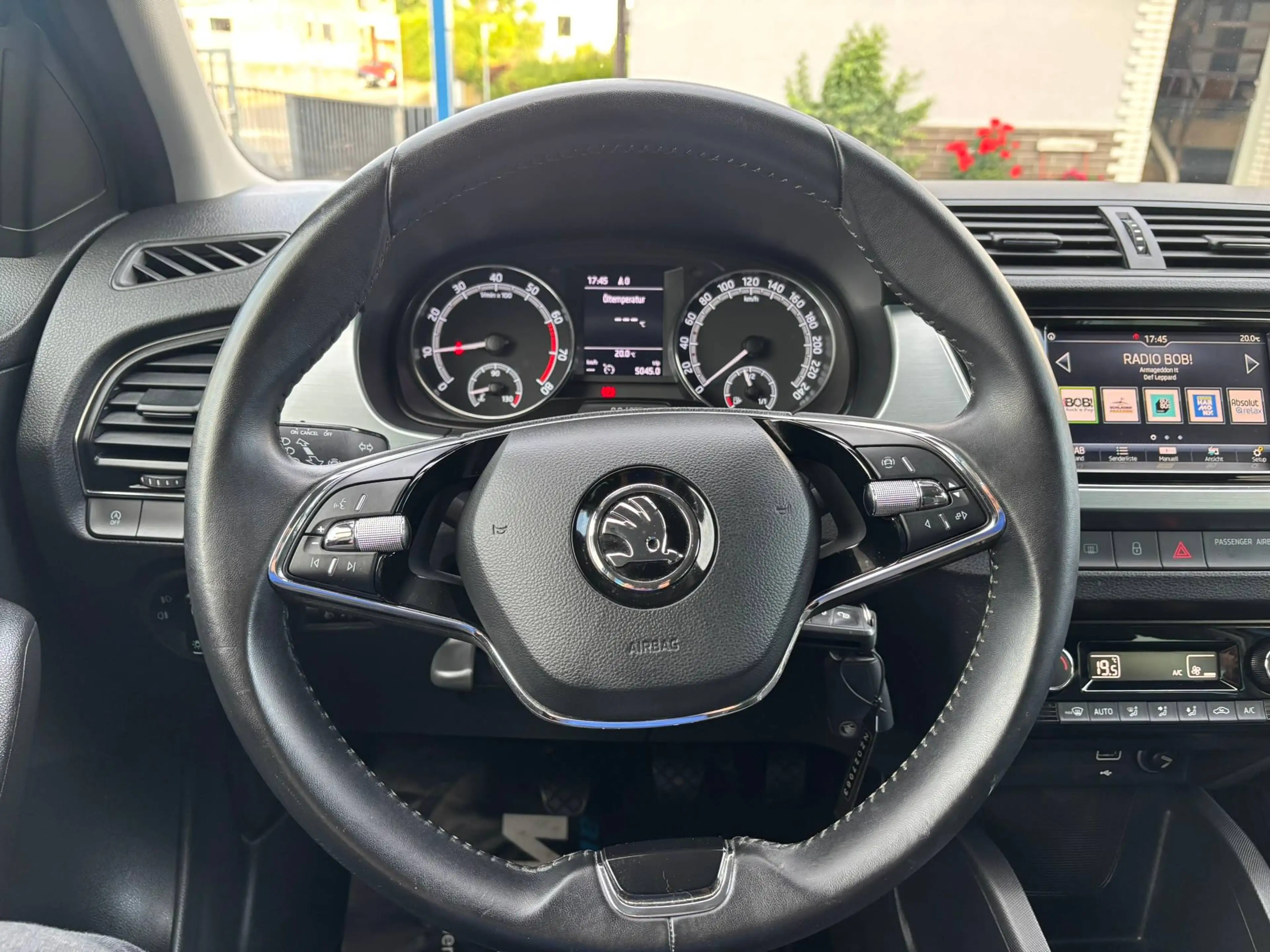 Skoda Fabia Ambition*Kombi*NAVIGATION*CARPLAY*SITZ-HZ*Tempomat — photo 12