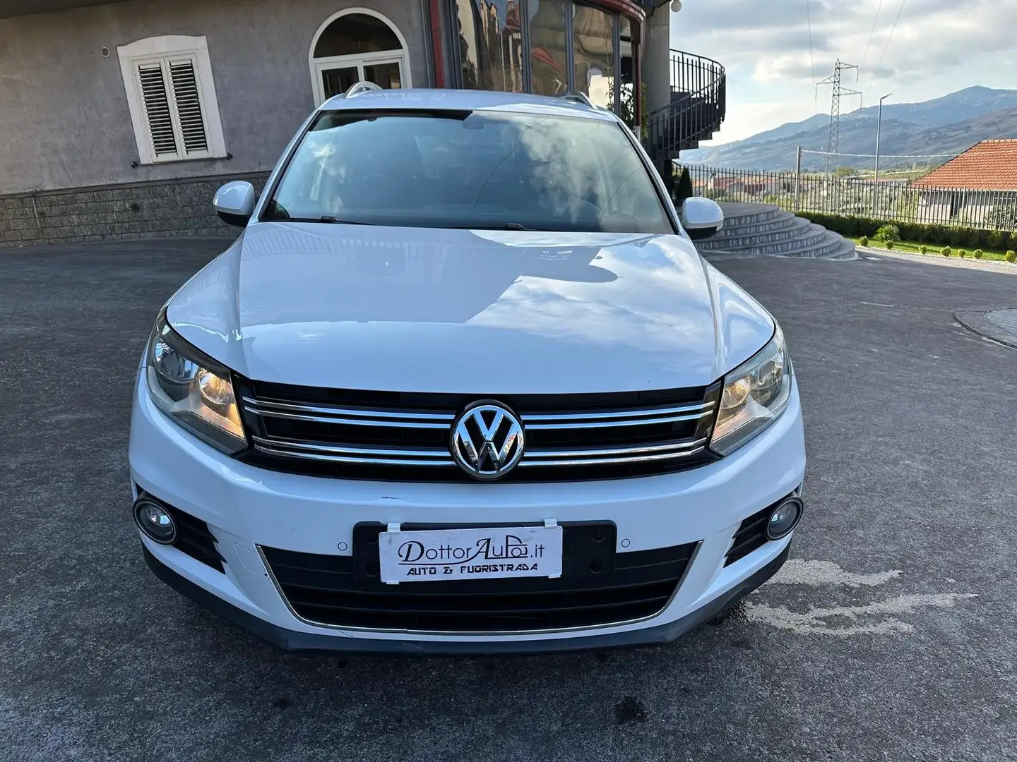Volkswagen Tiguan Tiguan 2.0 tdi bm Sport Bianco - 2