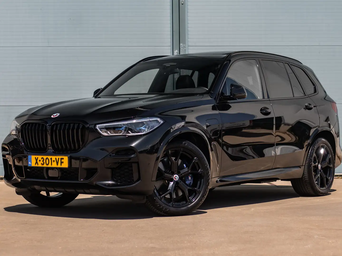 BMW X5 45e High-Exec. M-Sport (Pano, Luchtvering, Laser) Noir - 1