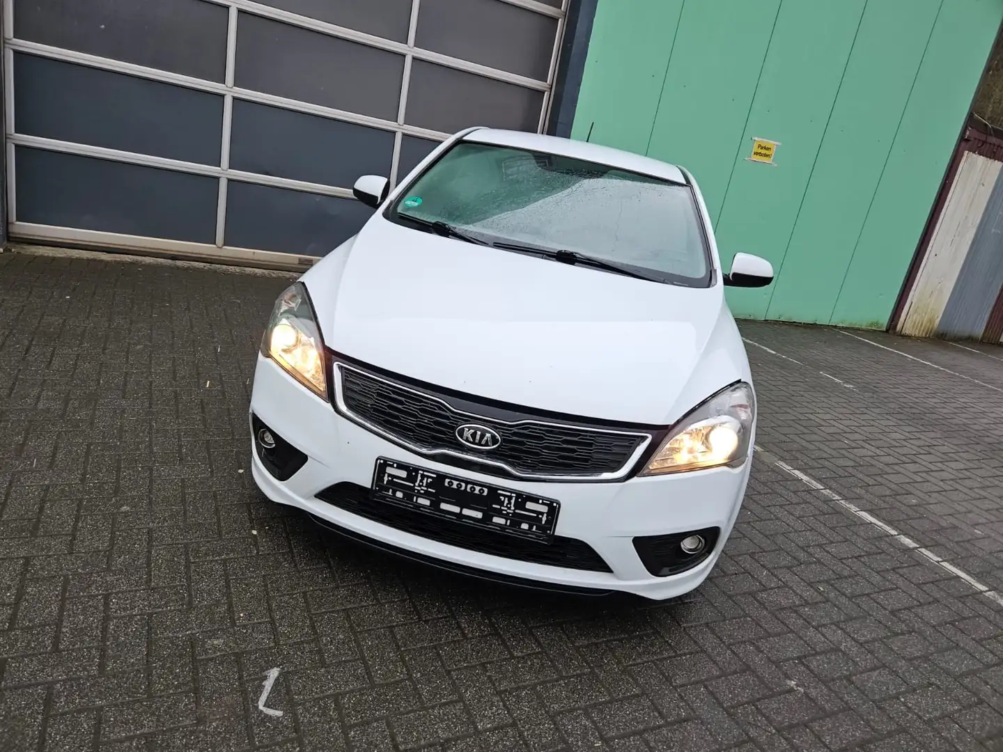 Kia Ceed SW / cee'd SW Ceed SW Diesel 1.6 CRDi Vision Blanco - 1