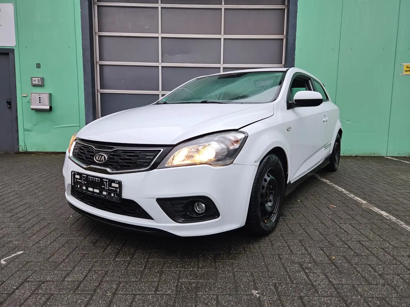 Kia Ceed SW / cee'd SW Ceed SW Diesel 1.6 CRDi Vision Blanco - 2