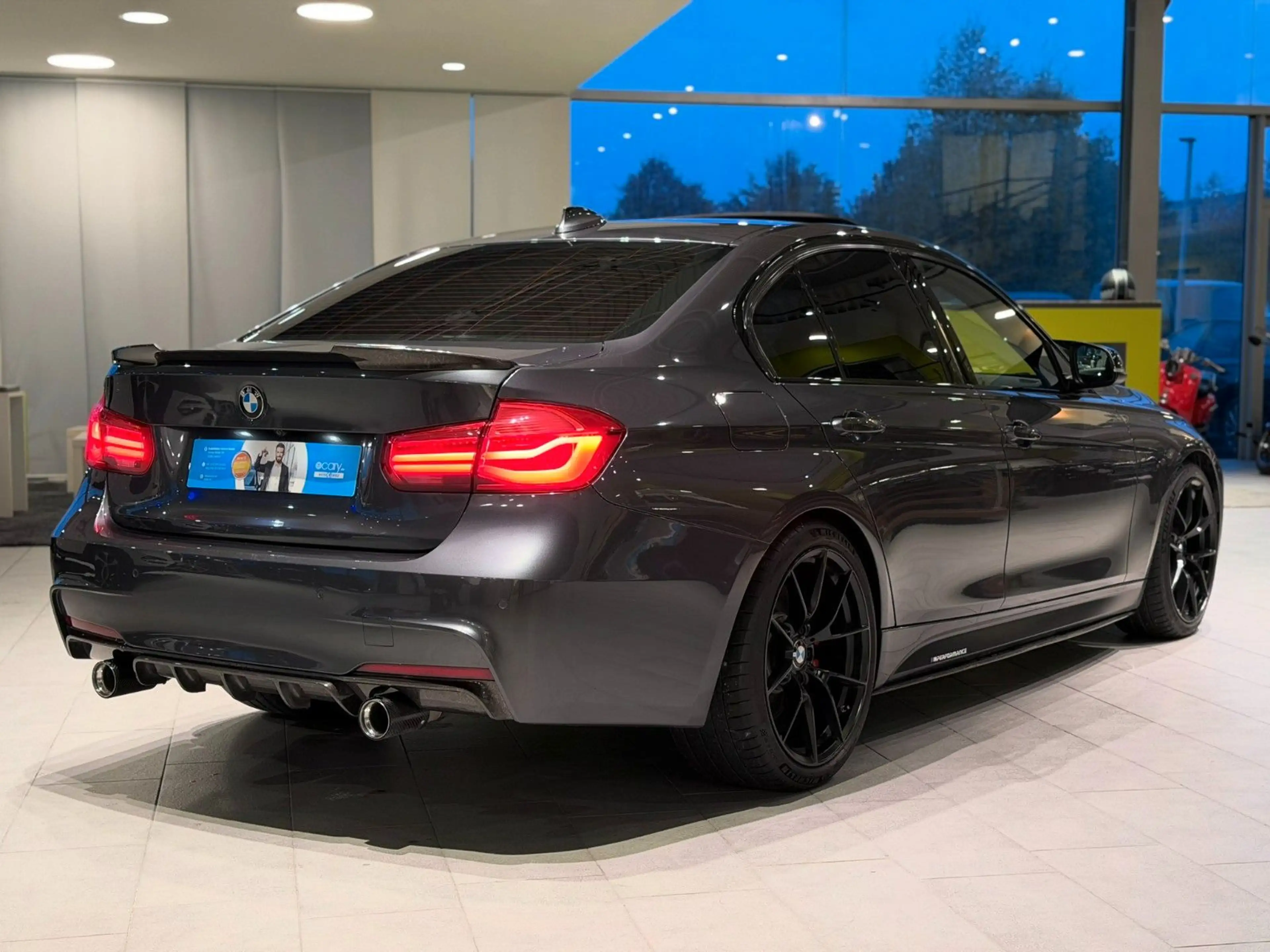BMW 335 i M Paket *FORGED*MEMORY*SD*H/K*RFK*LHZ* — photo 8