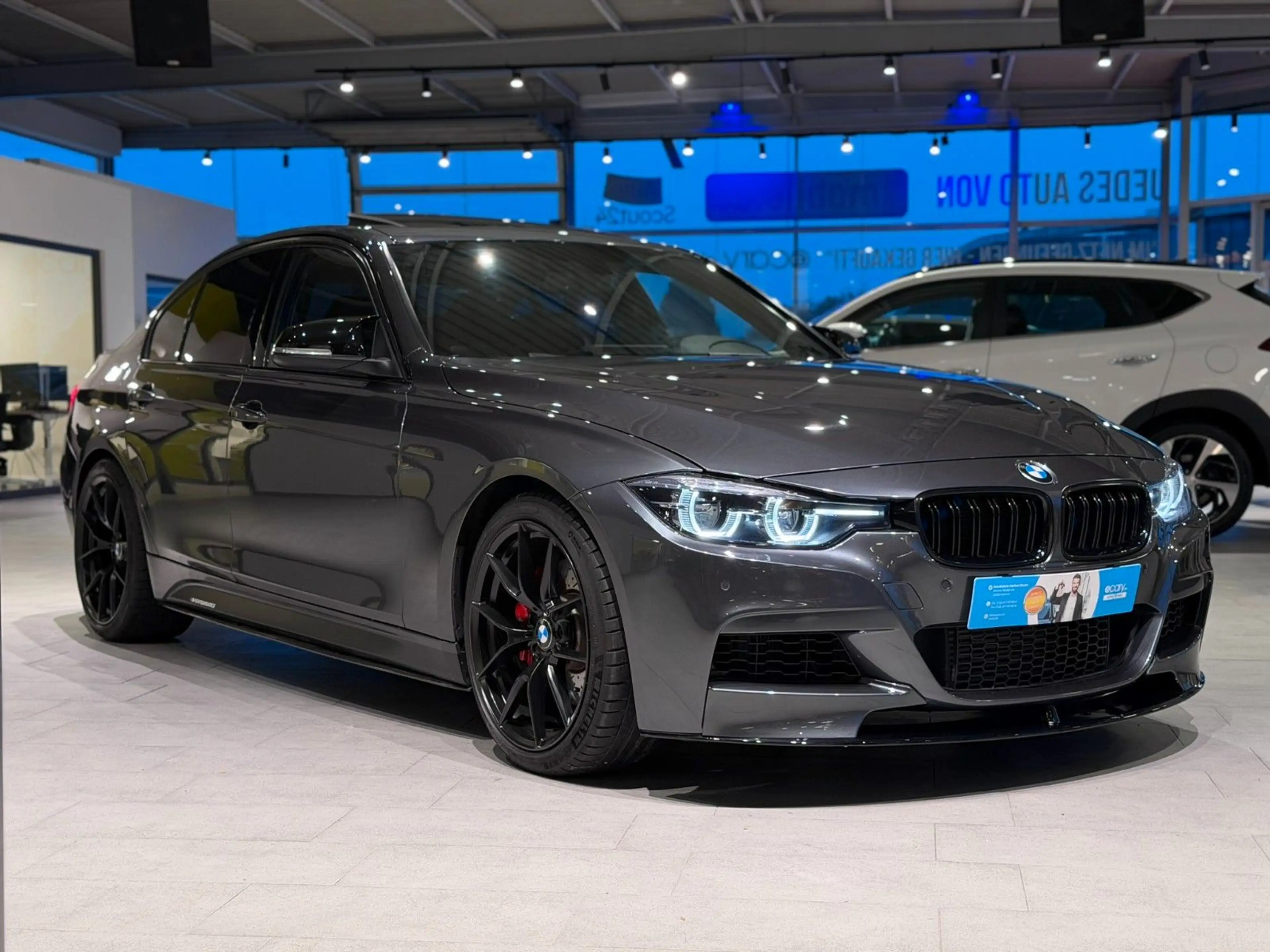 BMW 335 i M Paket *FORGED*MEMORY*SD*H/K*RFK*LHZ* — photo 11