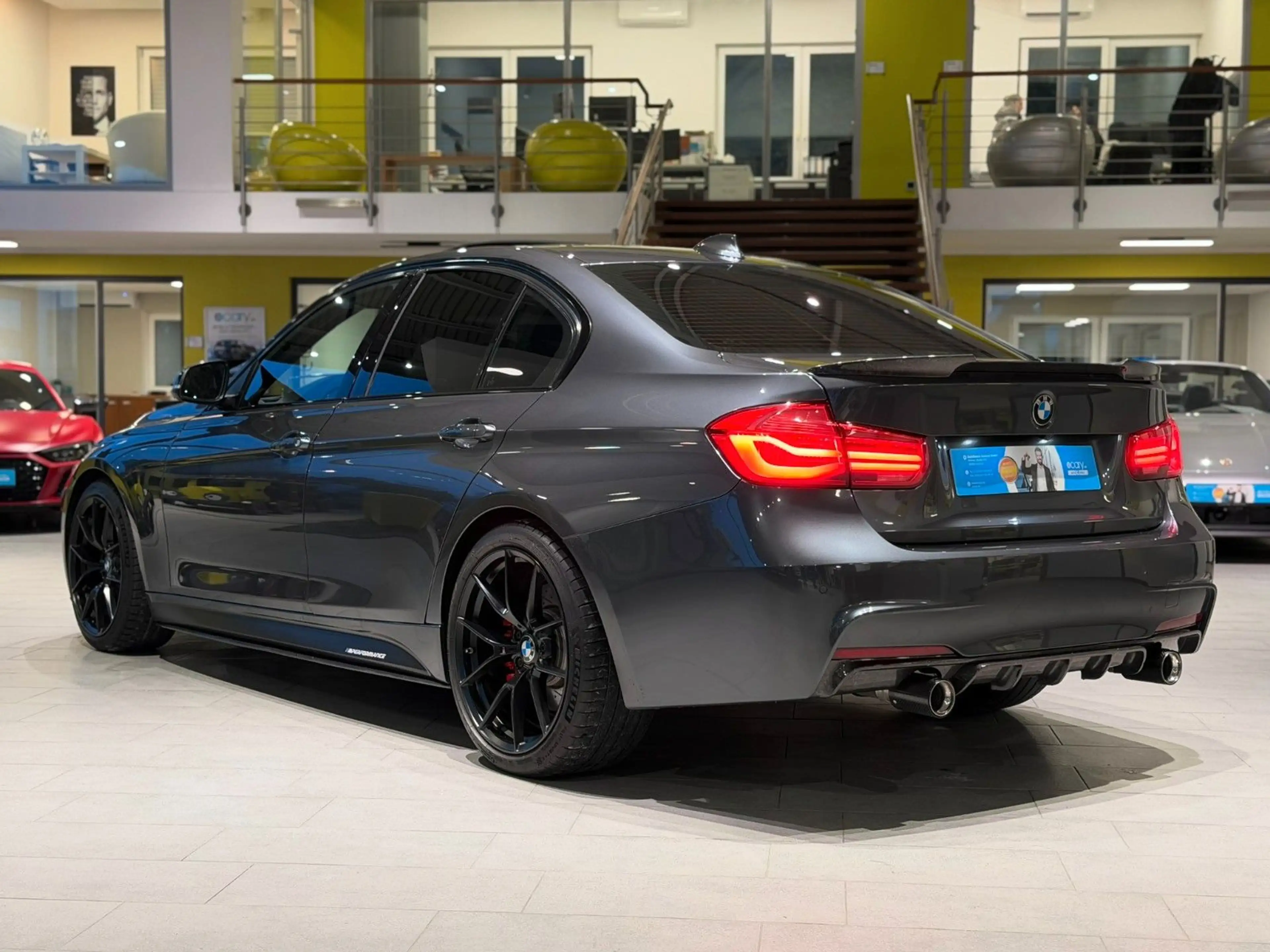 BMW 335 i M Paket *FORGED*MEMORY*SD*H/K*RFK*LHZ* — photo 4