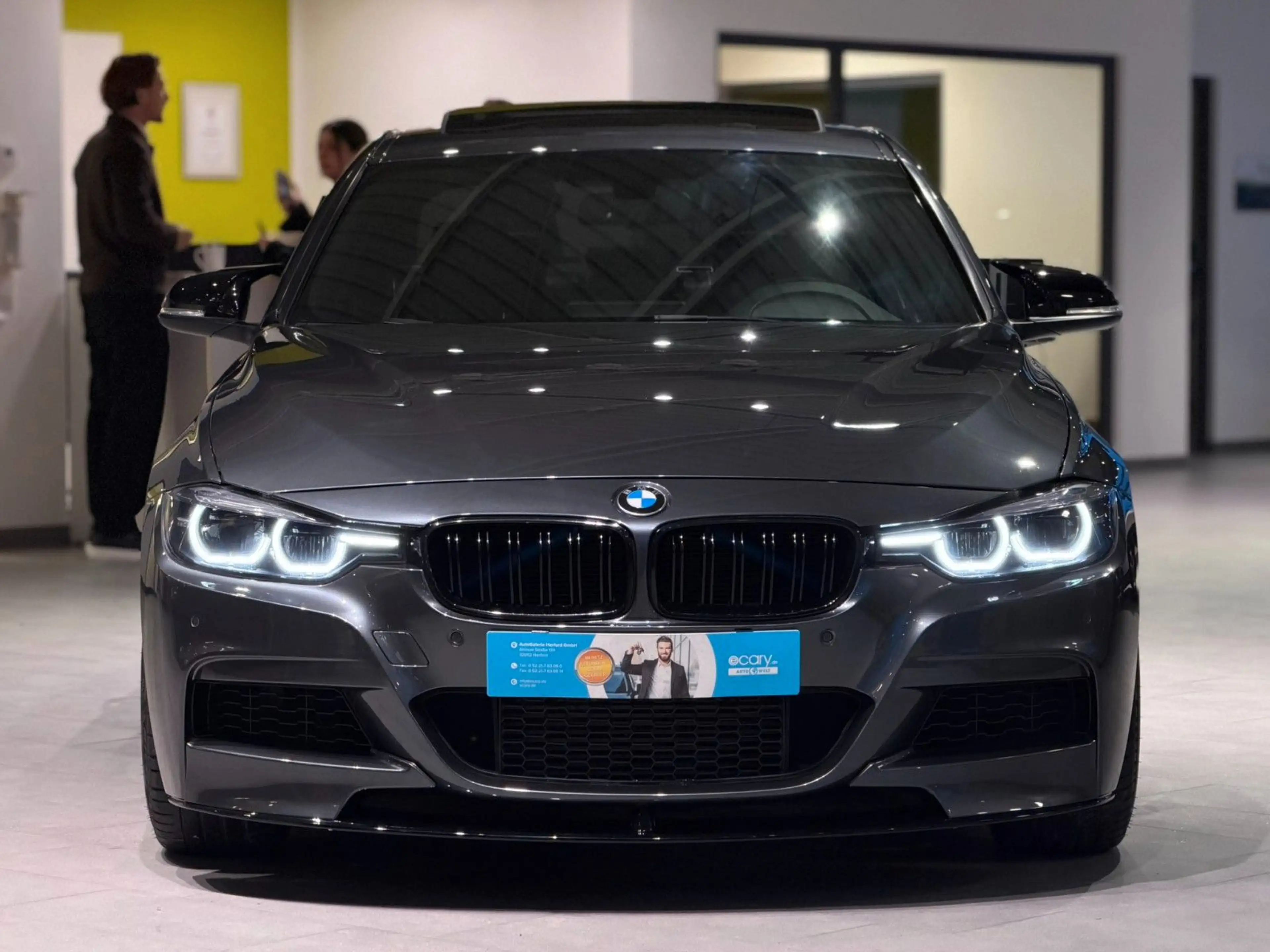 BMW 335 i M Paket *FORGED*MEMORY*SD*H/K*RFK*LHZ* — photo 12