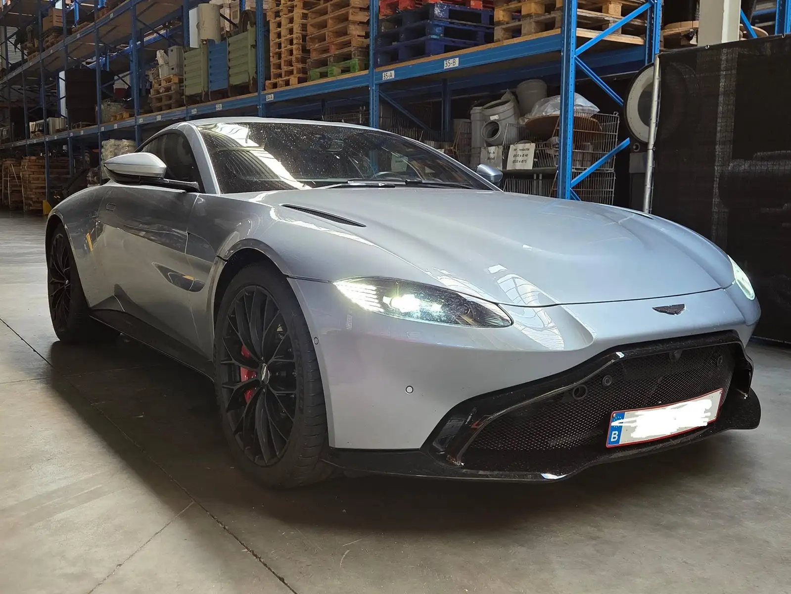 Aston Martin V8 Vantage