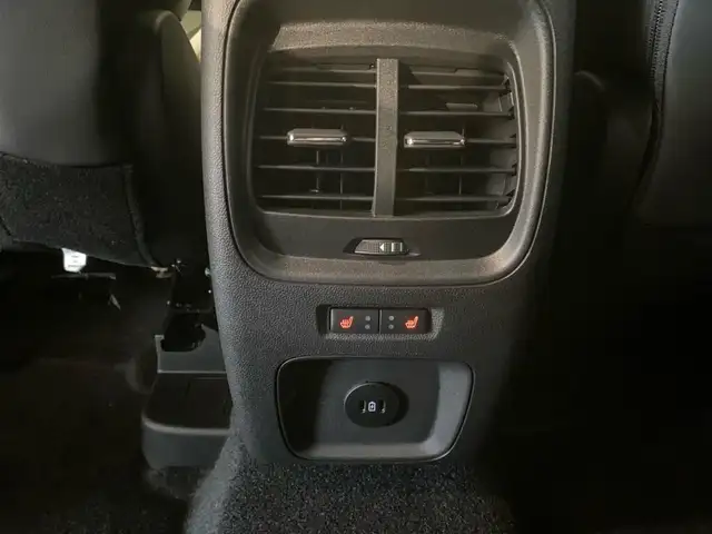 Ford Kuga view 22