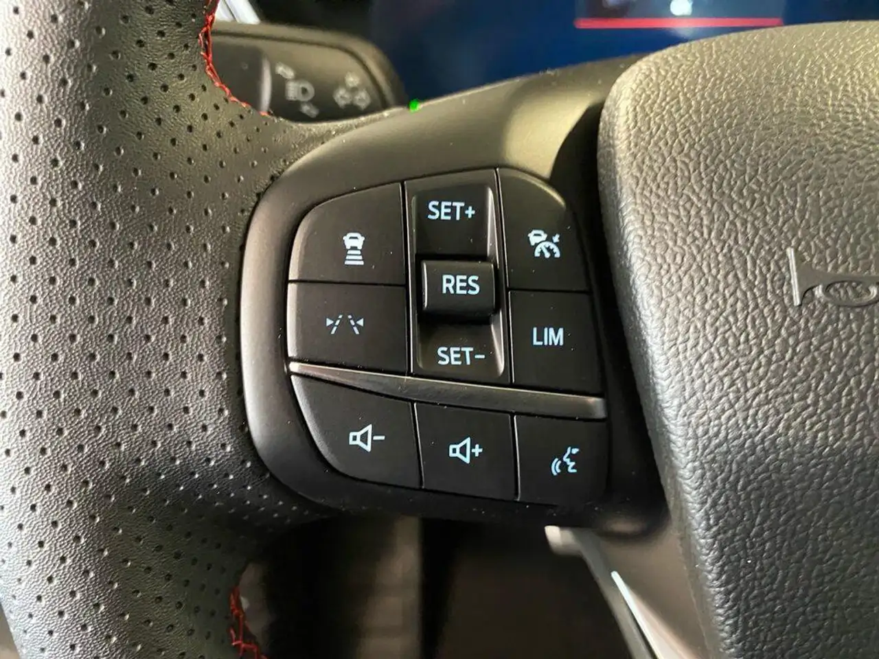 Ford Kuga 2026 — фото 18