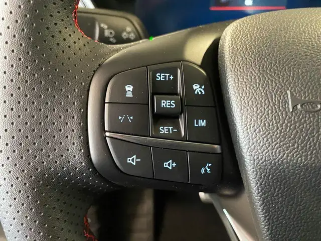 Ford Kuga view 18