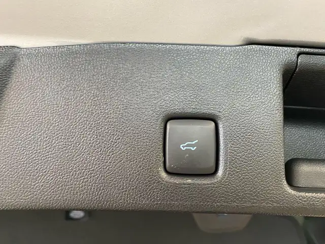 Ford Kuga view 17