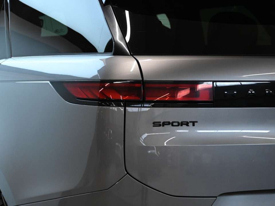 2023 Land Rover Range Rover Sport P400 DYNAMIC SE/TECH PACK/HEADS UP DISPLAY thumb 28
