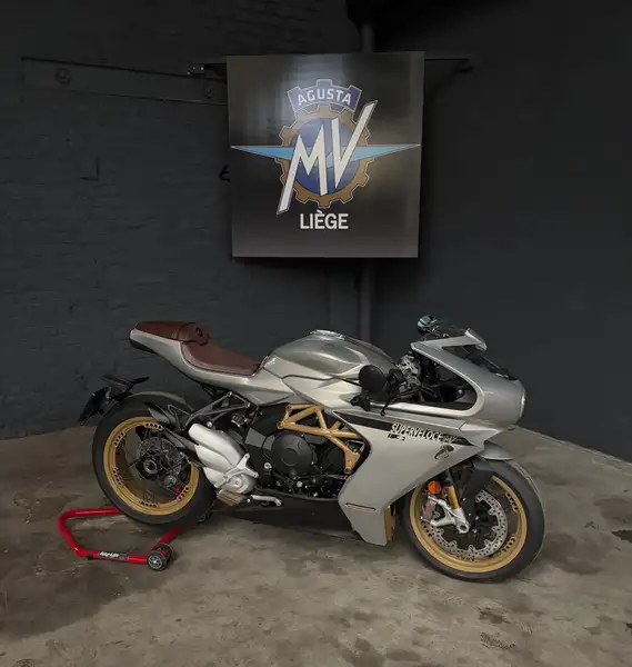 MV Agusta Superveloce 800 - foto 3