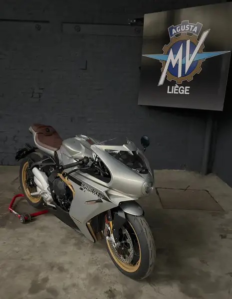 MV Agusta Superveloce 800 - foto 2