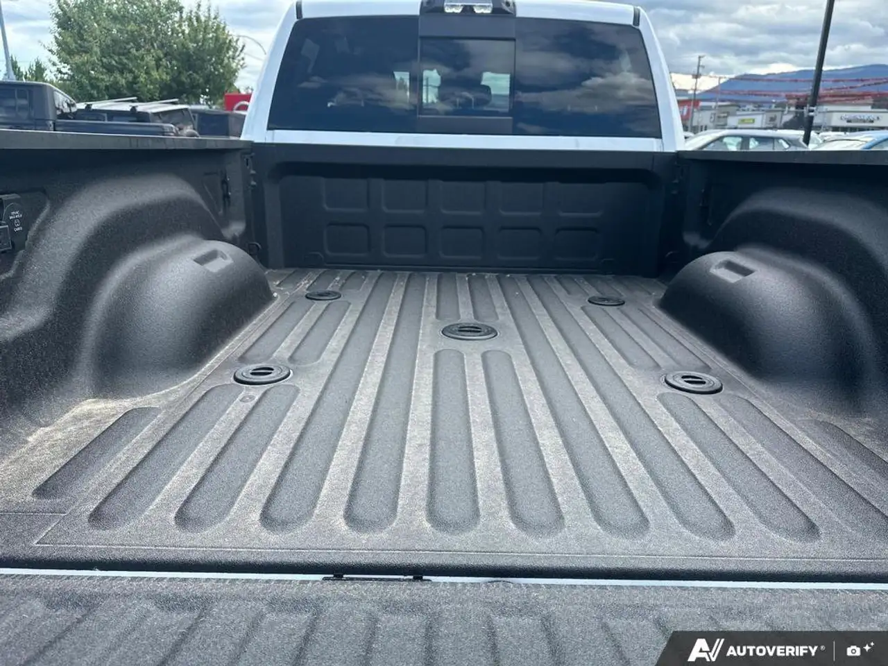 RAM 3500 снимка RAM 3500