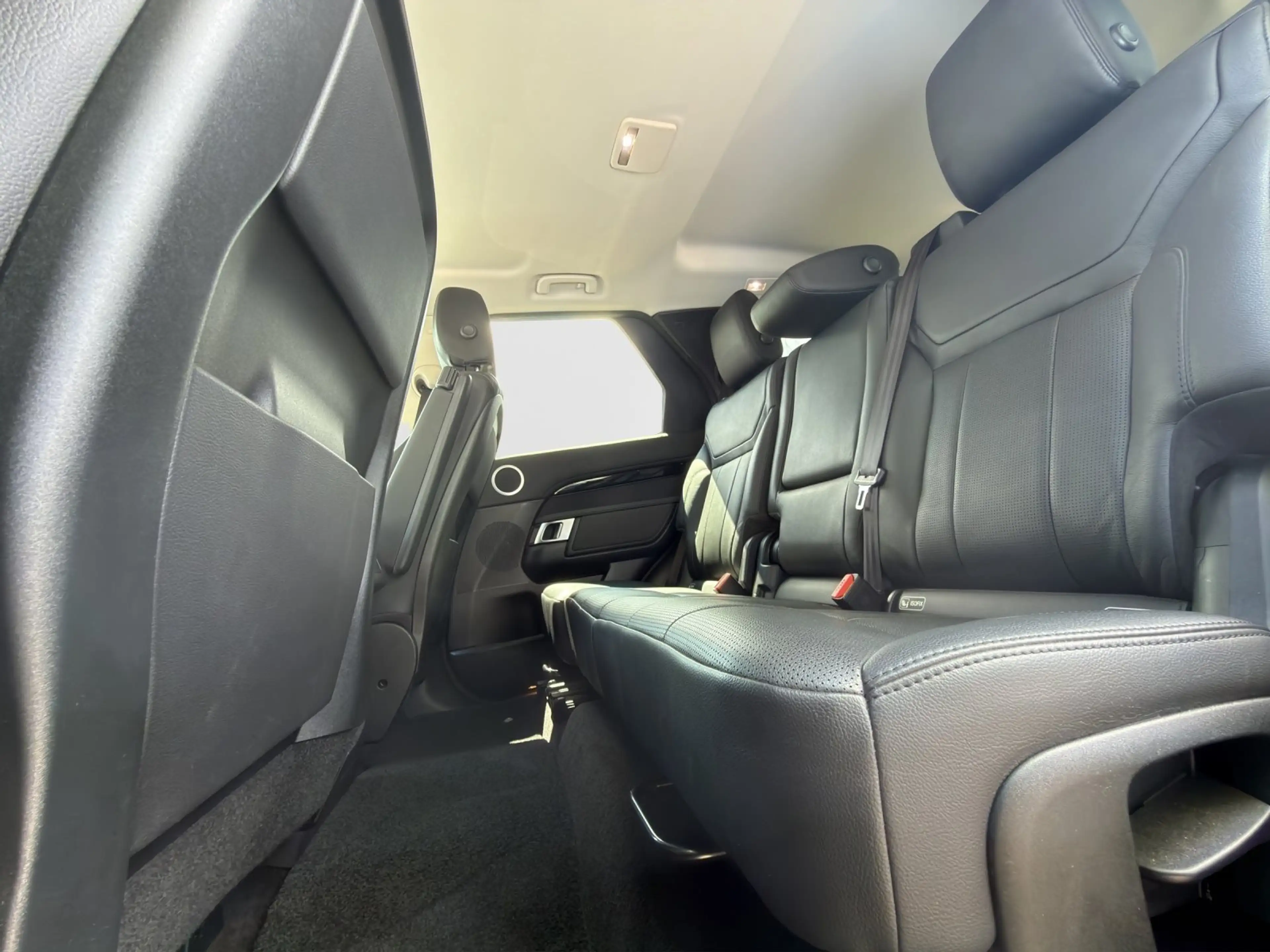Land Rover Discovery 5 SE SD4 Adapt. LED 7-Sitzer — photo 13