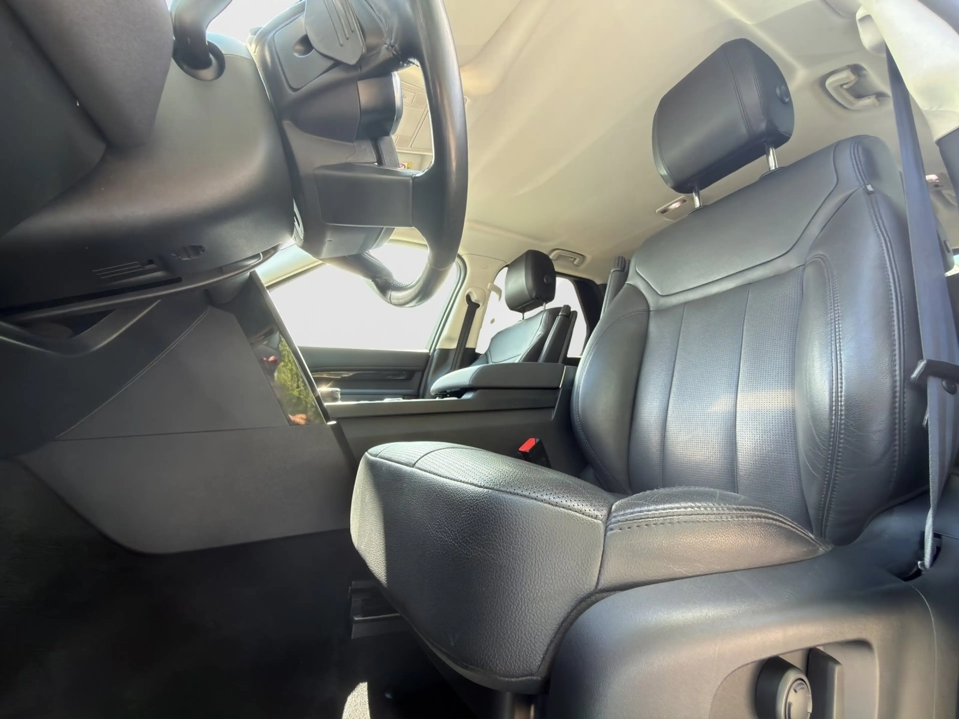 Land Rover Discovery 5 SE SD4 Adapt. LED 7-Sitzer — photo 11