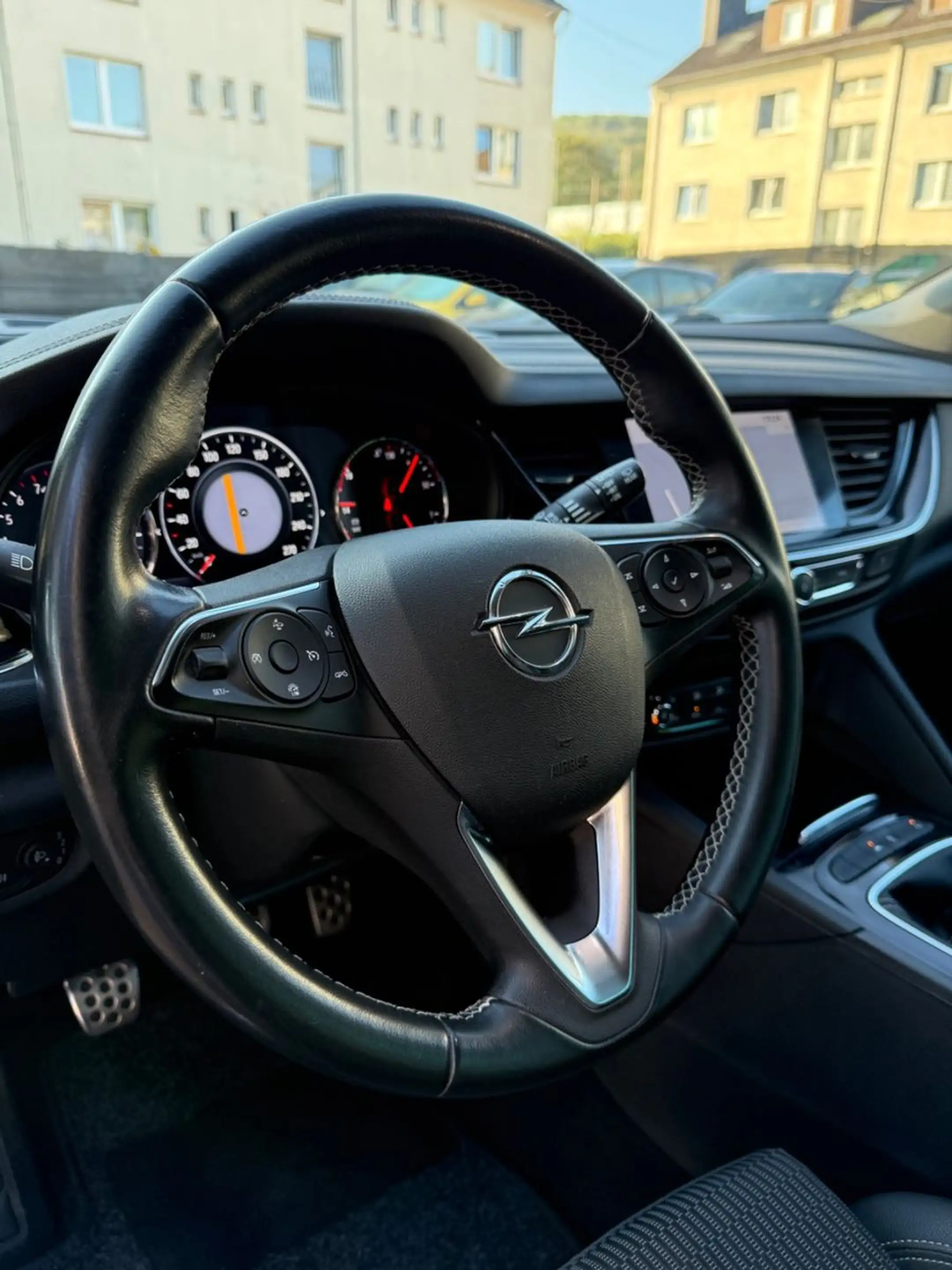 Opel Insignia B Sports Tourer Dynamic TÜV/ INSPEKTION — photo 13