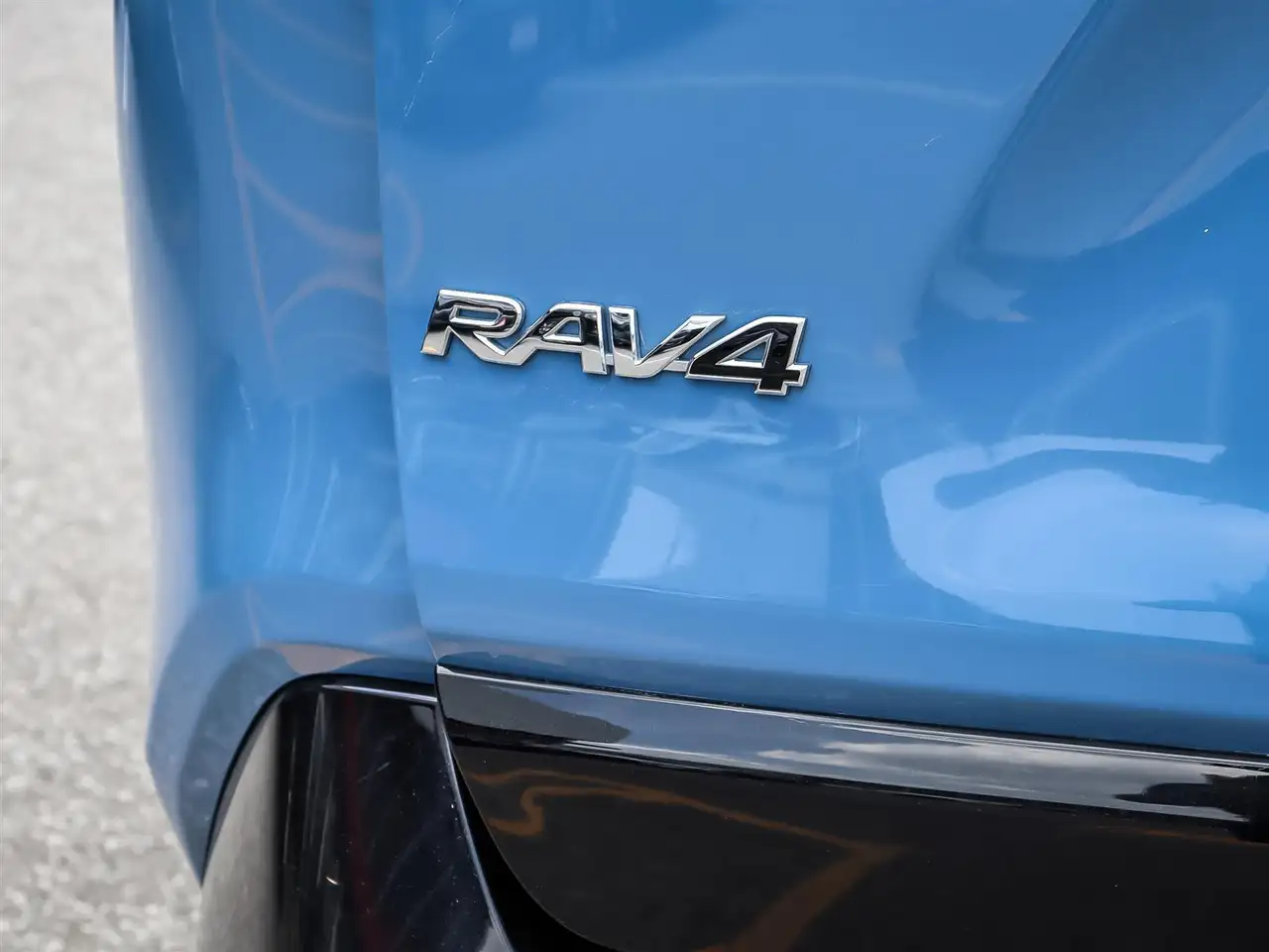 Toyota RAV 4 снимка Toyota RAV 4