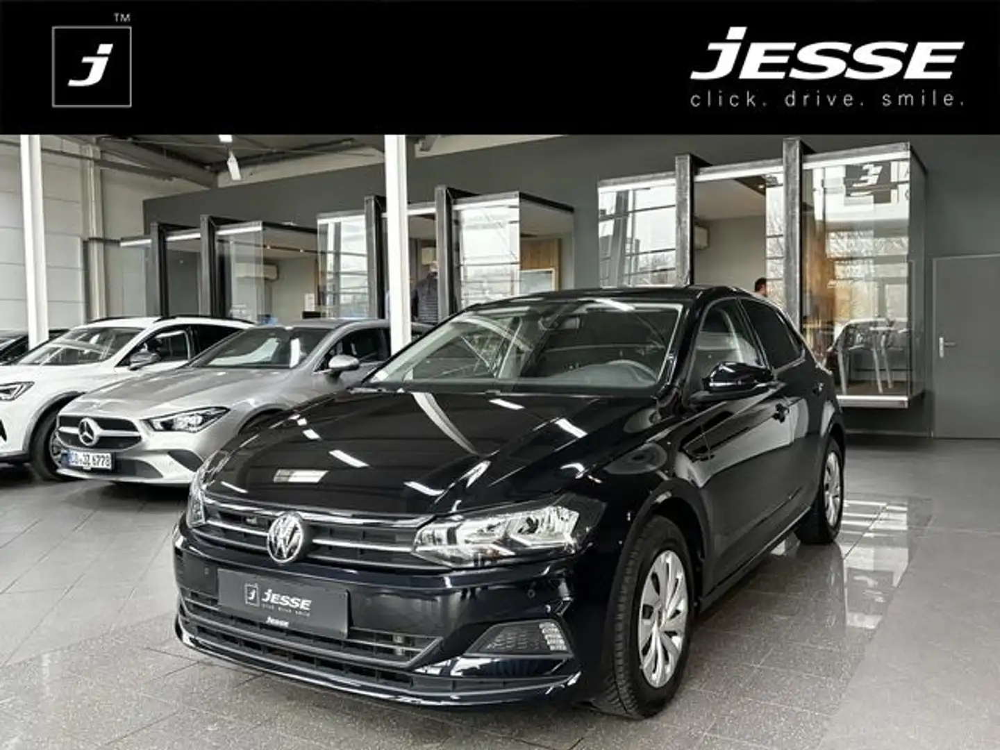 Volkswagen Polo 1.0 TSI DSG Comfortline Navi Carplay Virtual Zwart - 1