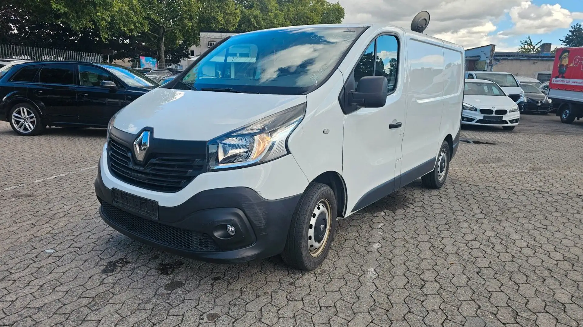 Renault Trafic DCI120 Kasten Regal L1H1 2,7t*1.Hand*MWST Blanc - 1