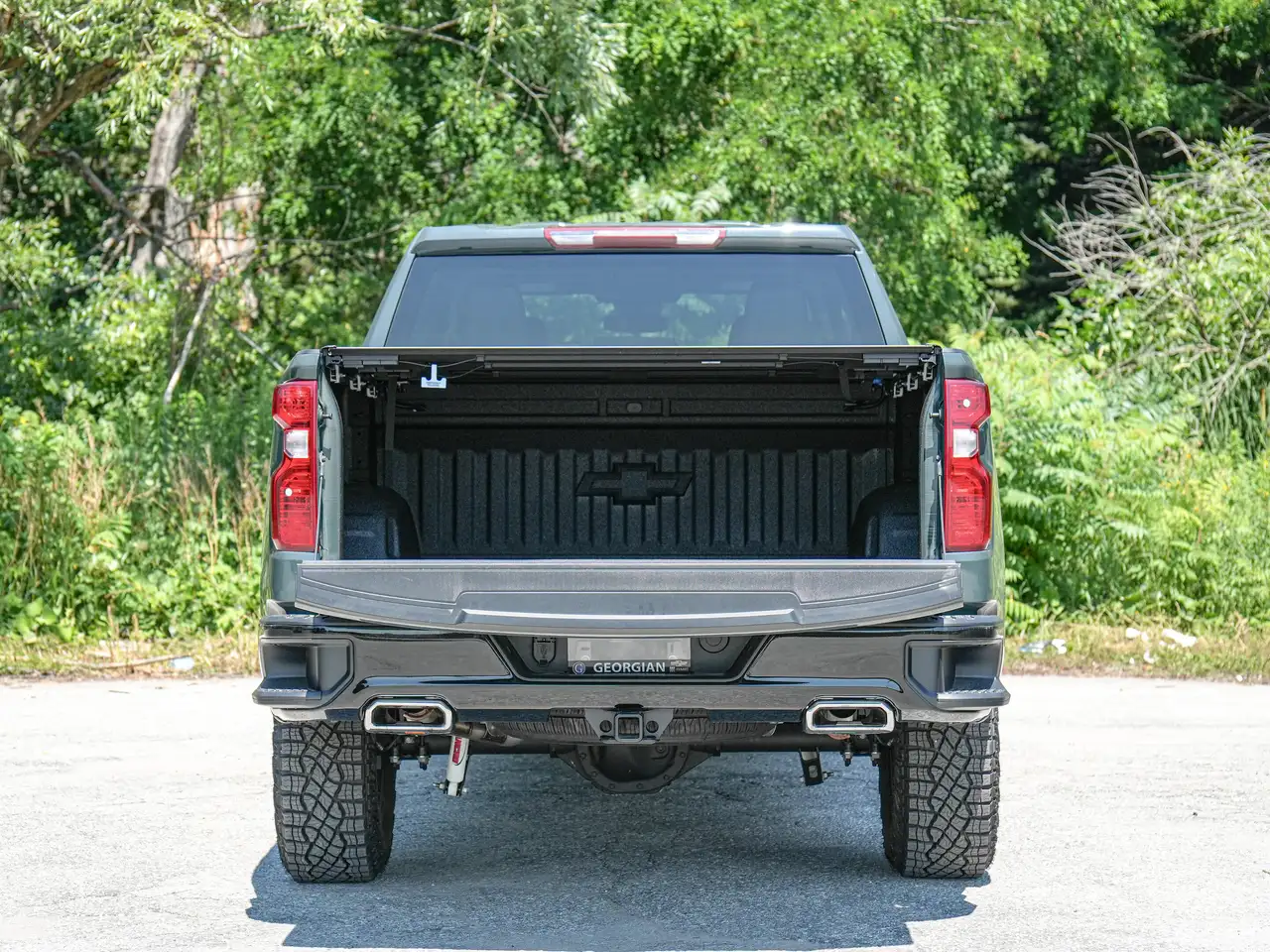 Chevrolet Silverado 1500 снимка Chevrolet Silverado 1500