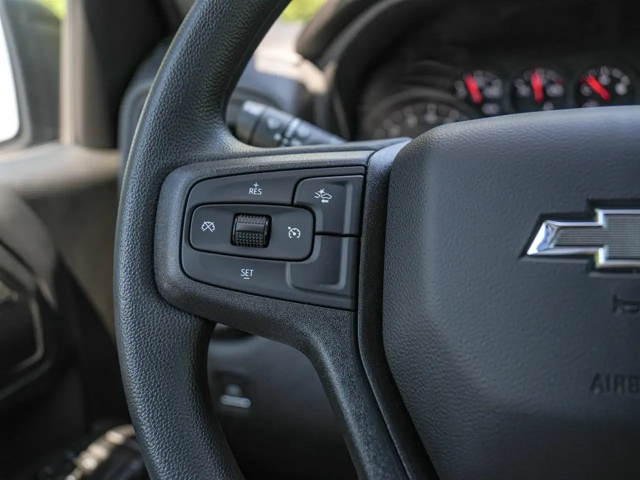 Chevrolet Silverado 1500 снимка Chevrolet Silverado 1500