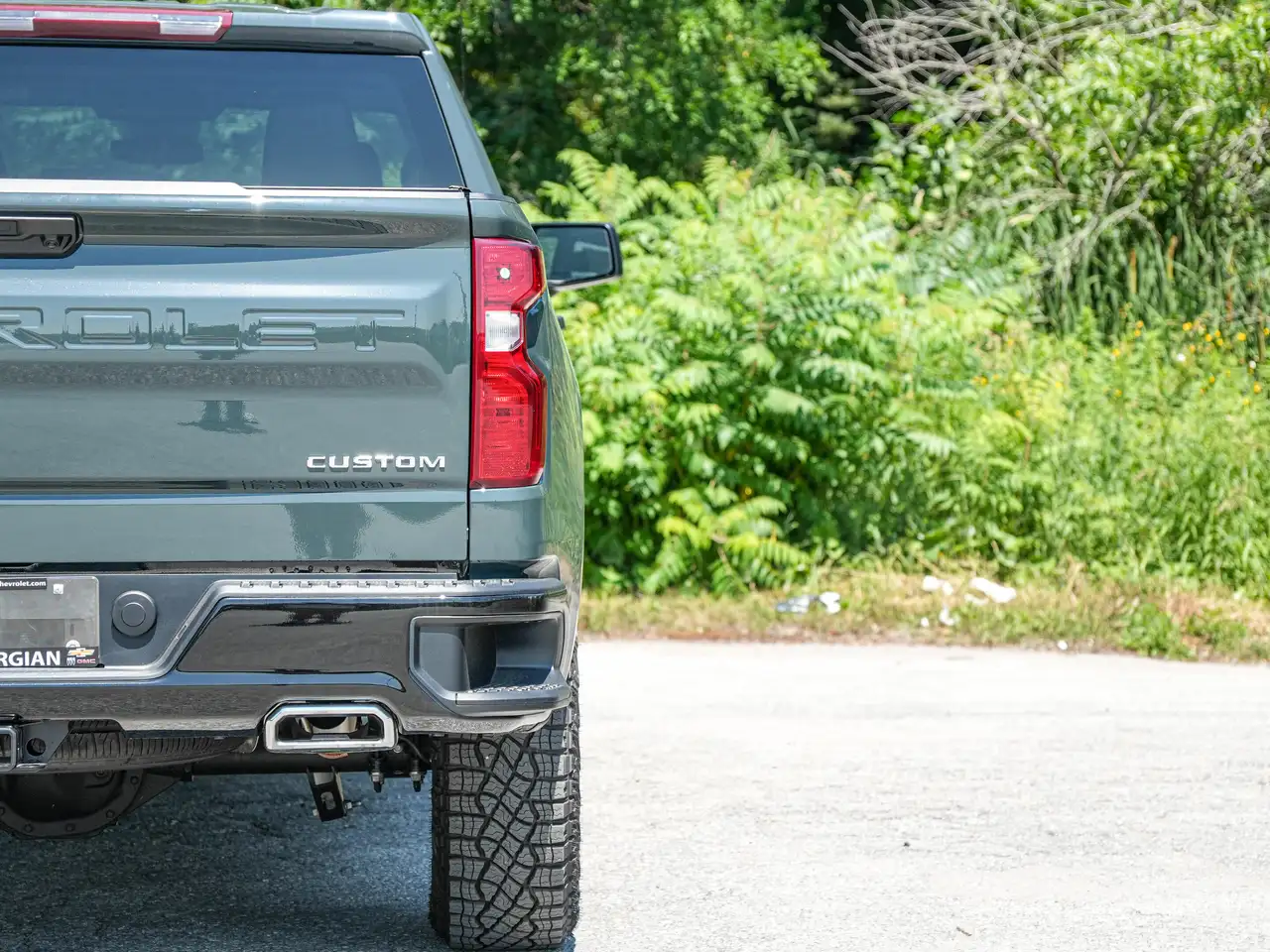 Chevrolet Silverado 1500 снимка Chevrolet Silverado 1500
