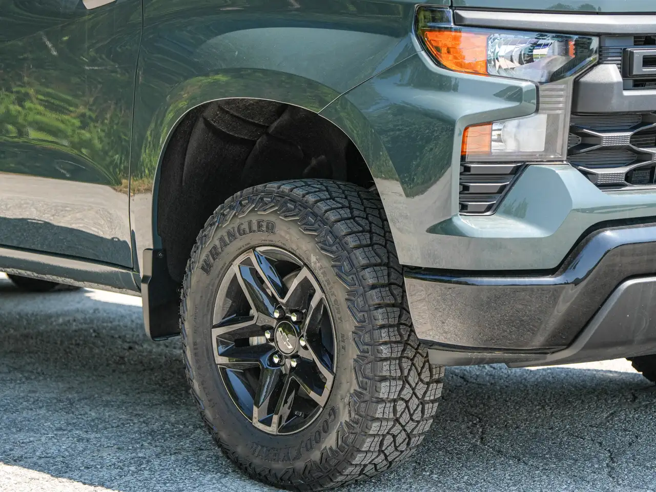 Chevrolet Silverado 1500 снимка Chevrolet Silverado 1500