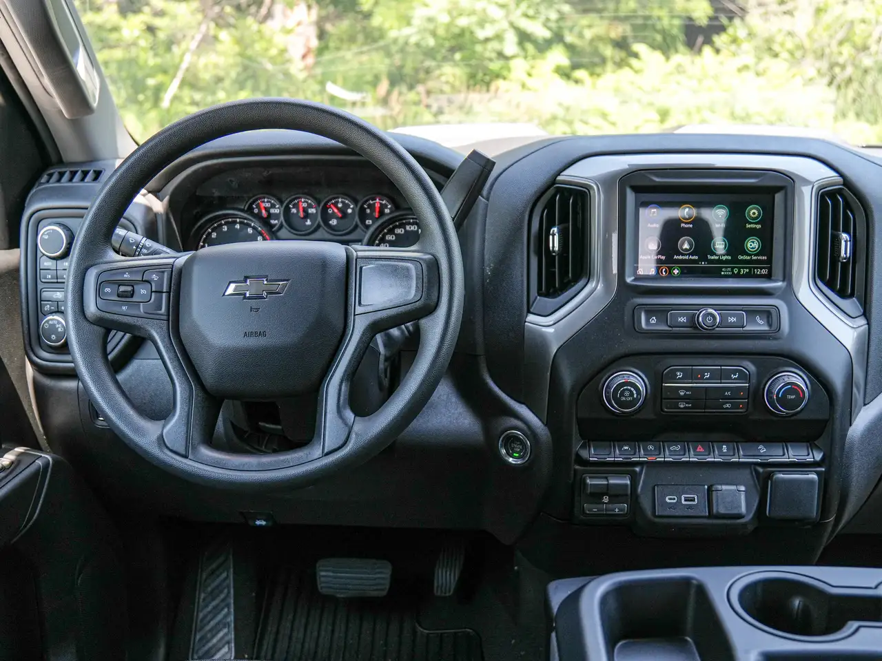 Chevrolet Silverado 1500 снимка Chevrolet Silverado 1500