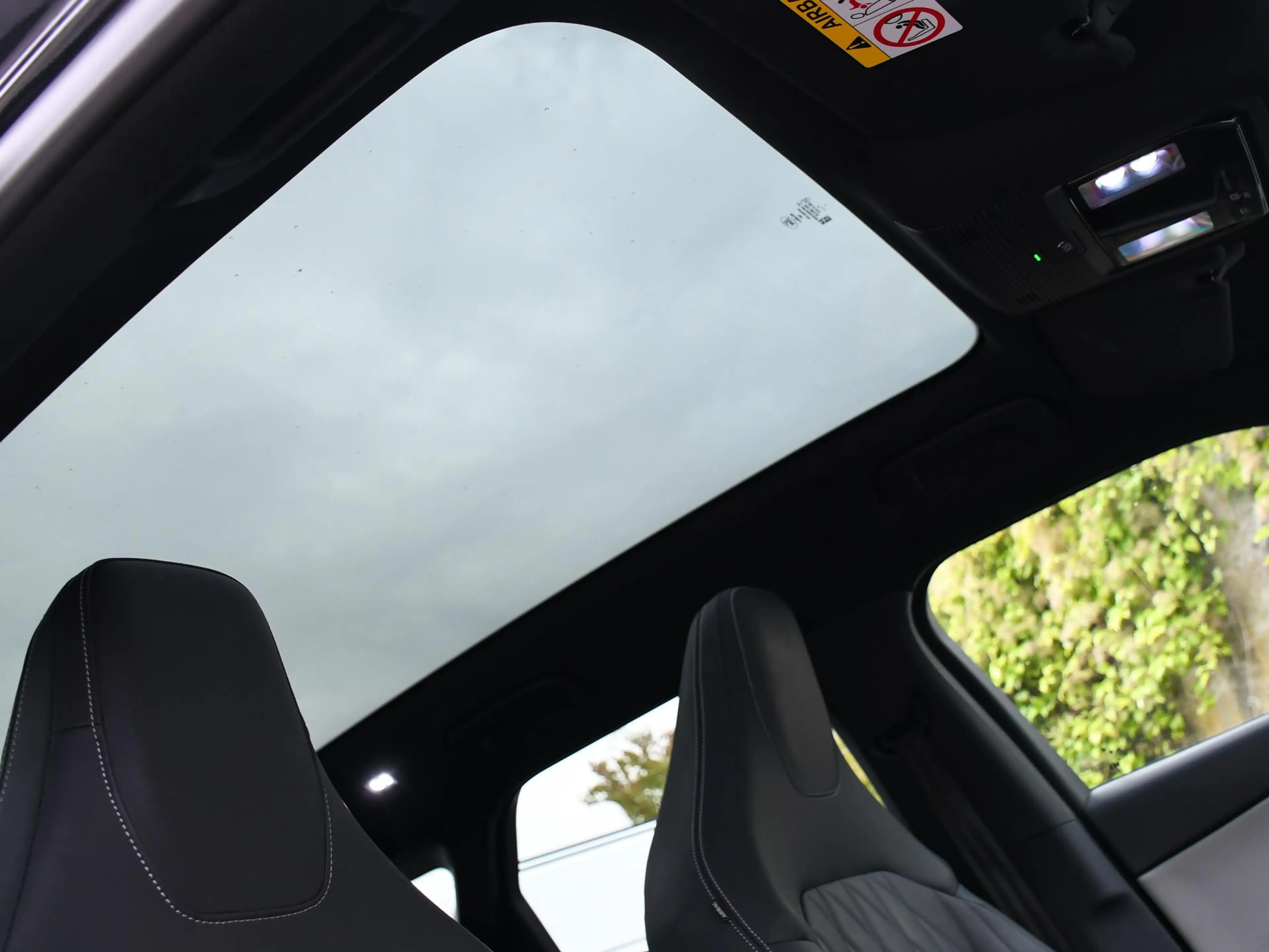 Ford Explorer Premium Extended Range RWD 77 kWh 286pk Automaat P — photo 13