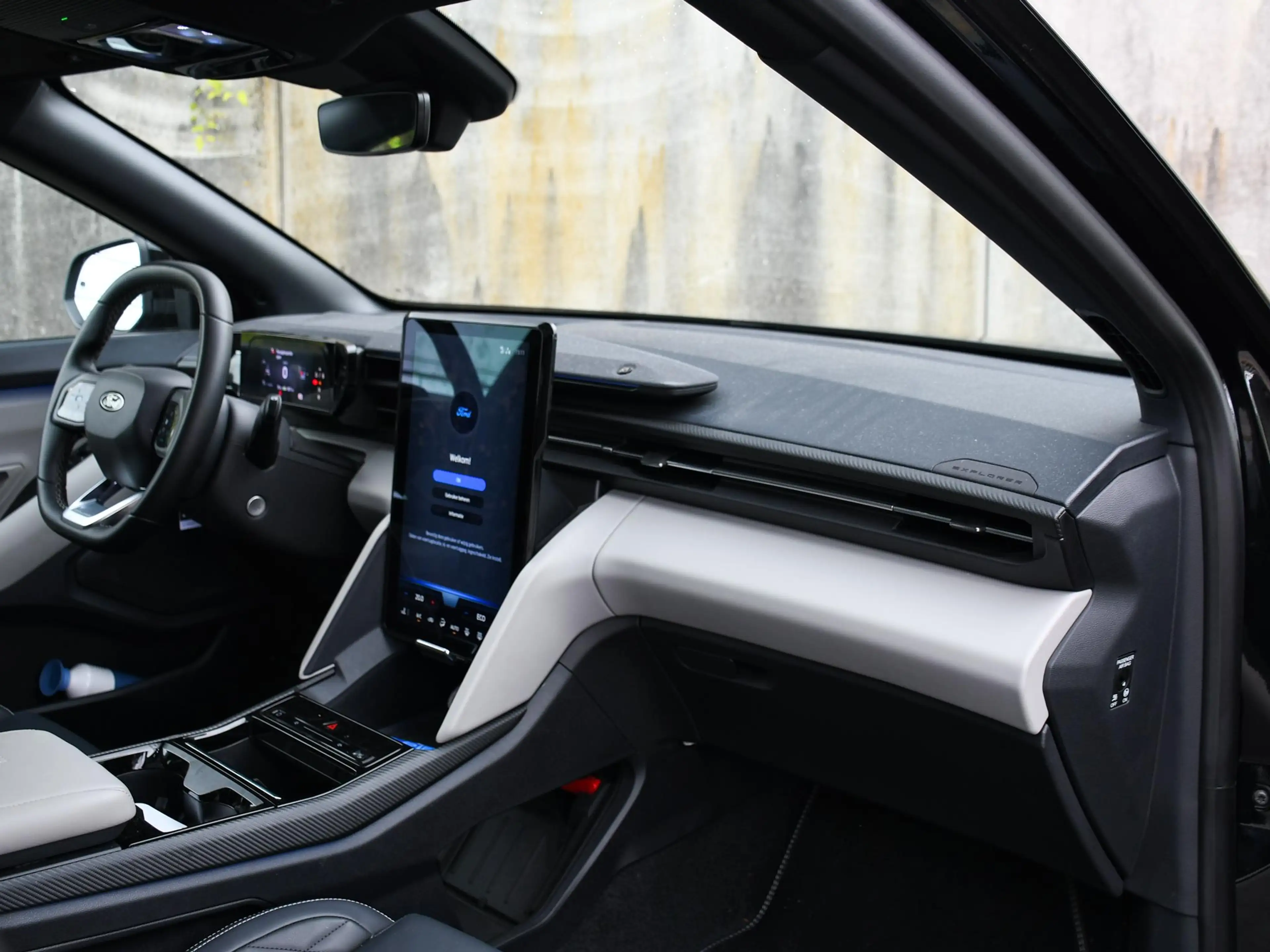 Ford Explorer Premium Extended Range RWD 77 kWh 286pk Automaat P — photo 10
