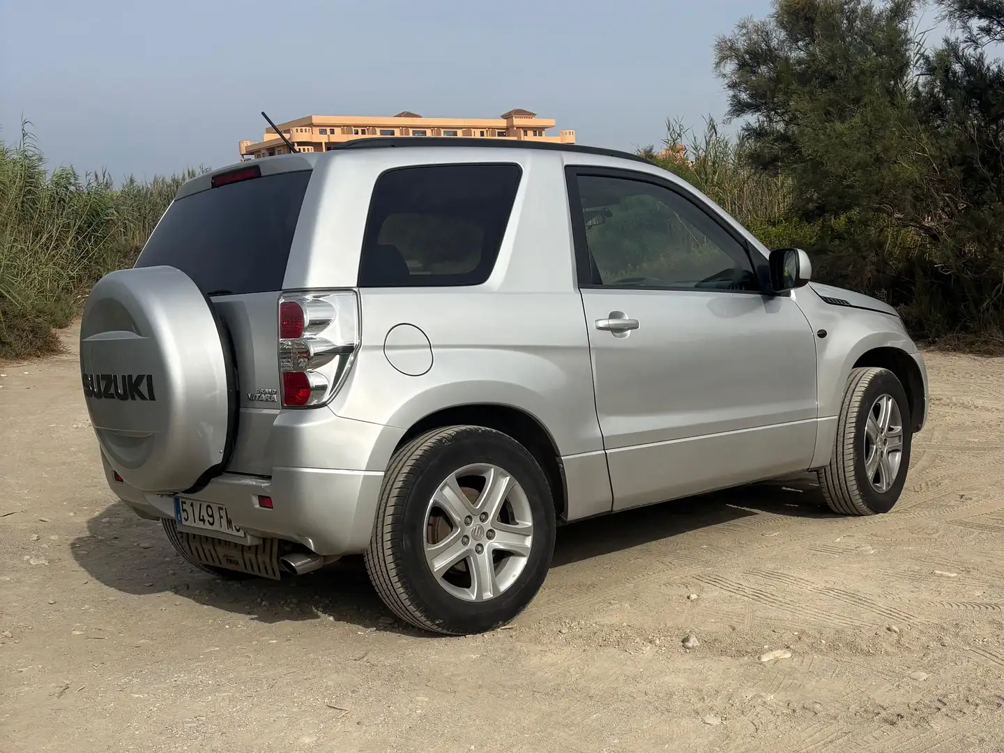 Suzuki Grand Vitara Grand Vitara 1.6 L JX Plateado - 2