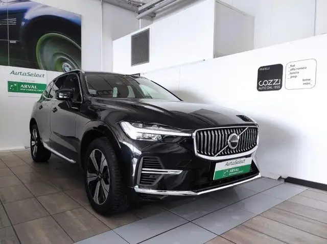 Volvo XC60 (2017-->) - XC60 T6 Recharge Plug-in Hybrid AWD au