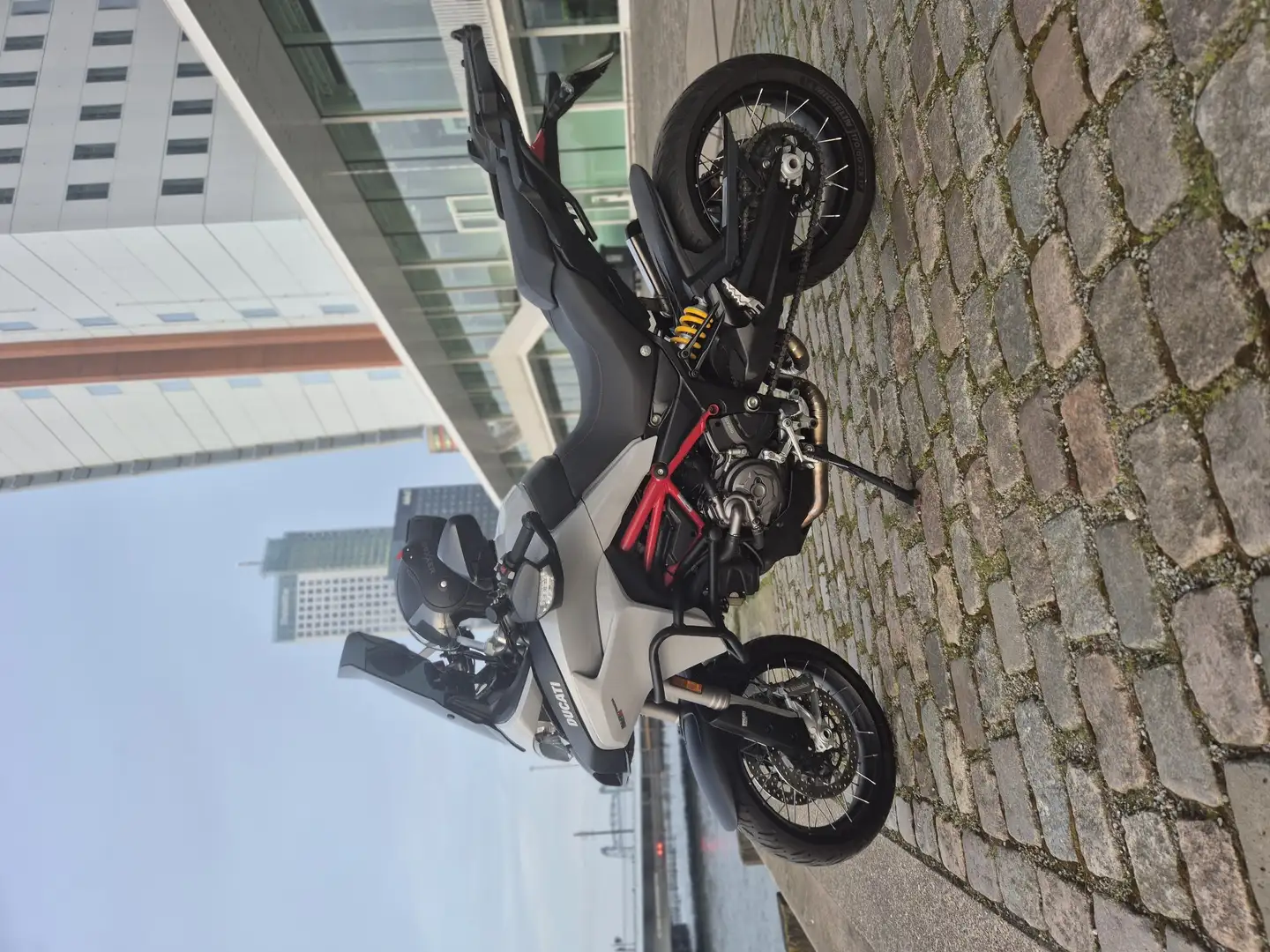 Ducati Multistrada 950 Gri - 2