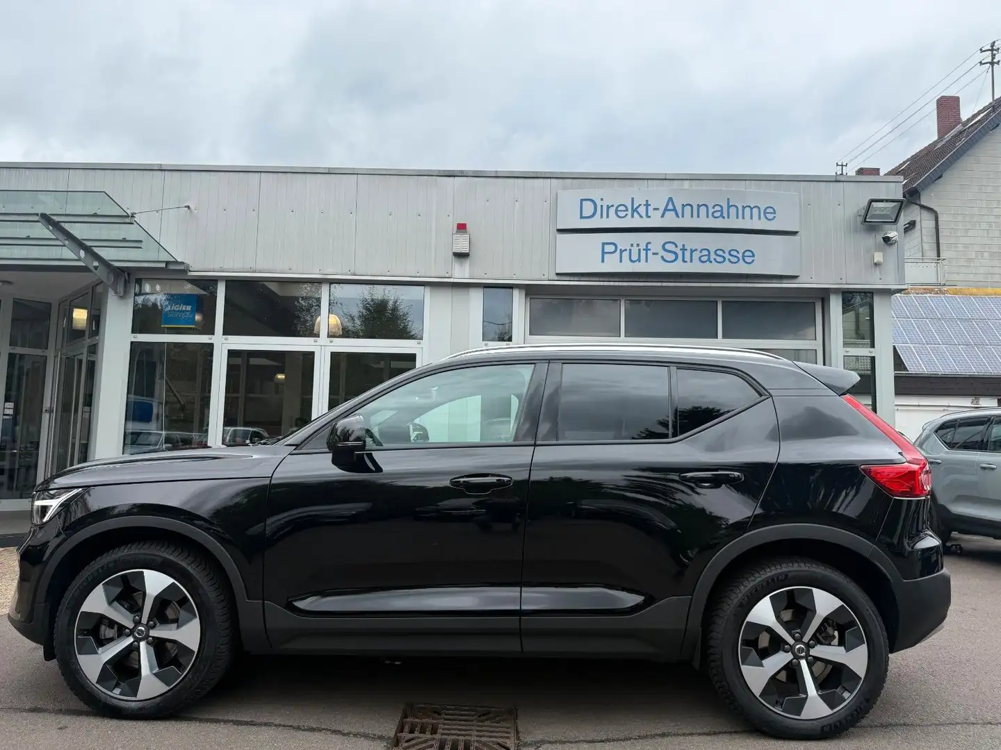 Volvo XC40 Core-AHK-Kamera hinten Modell 2025 Schwarz - 1