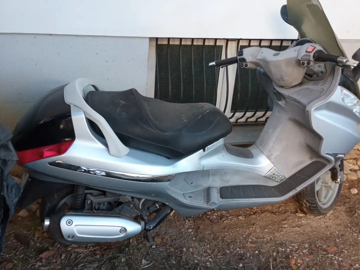 Piaggio X 8 Argintiu - 2