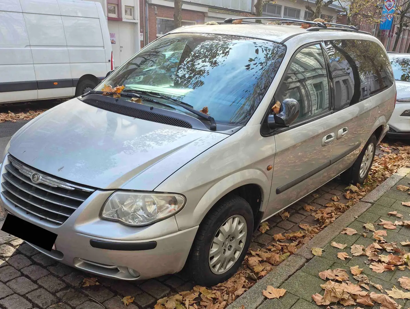 Chrysler Grand Voyager Grand Voyager 2.8 CRD Automatik Comfort Argent - 1