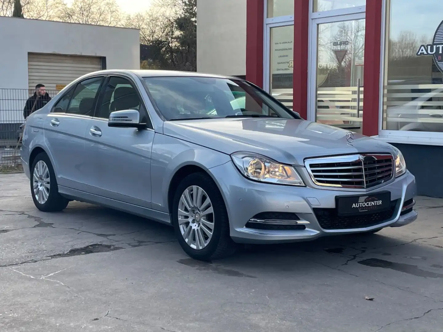 Mercedes-Benz C 200 CDI Lim BlueEfficiency Stříbrná - 2