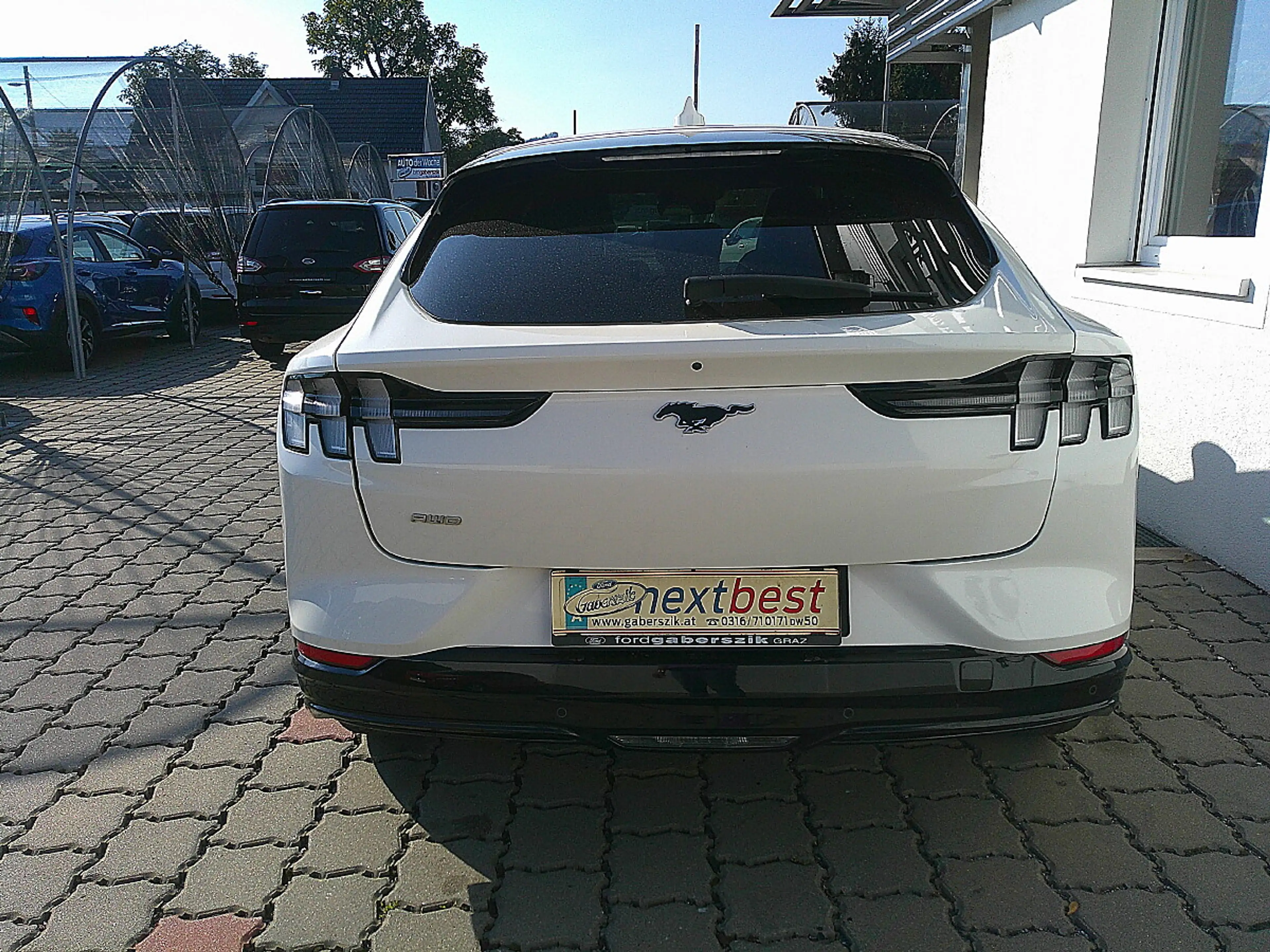 Ford Mustang Mach-E AWD Elektro Extended Range — photo 4