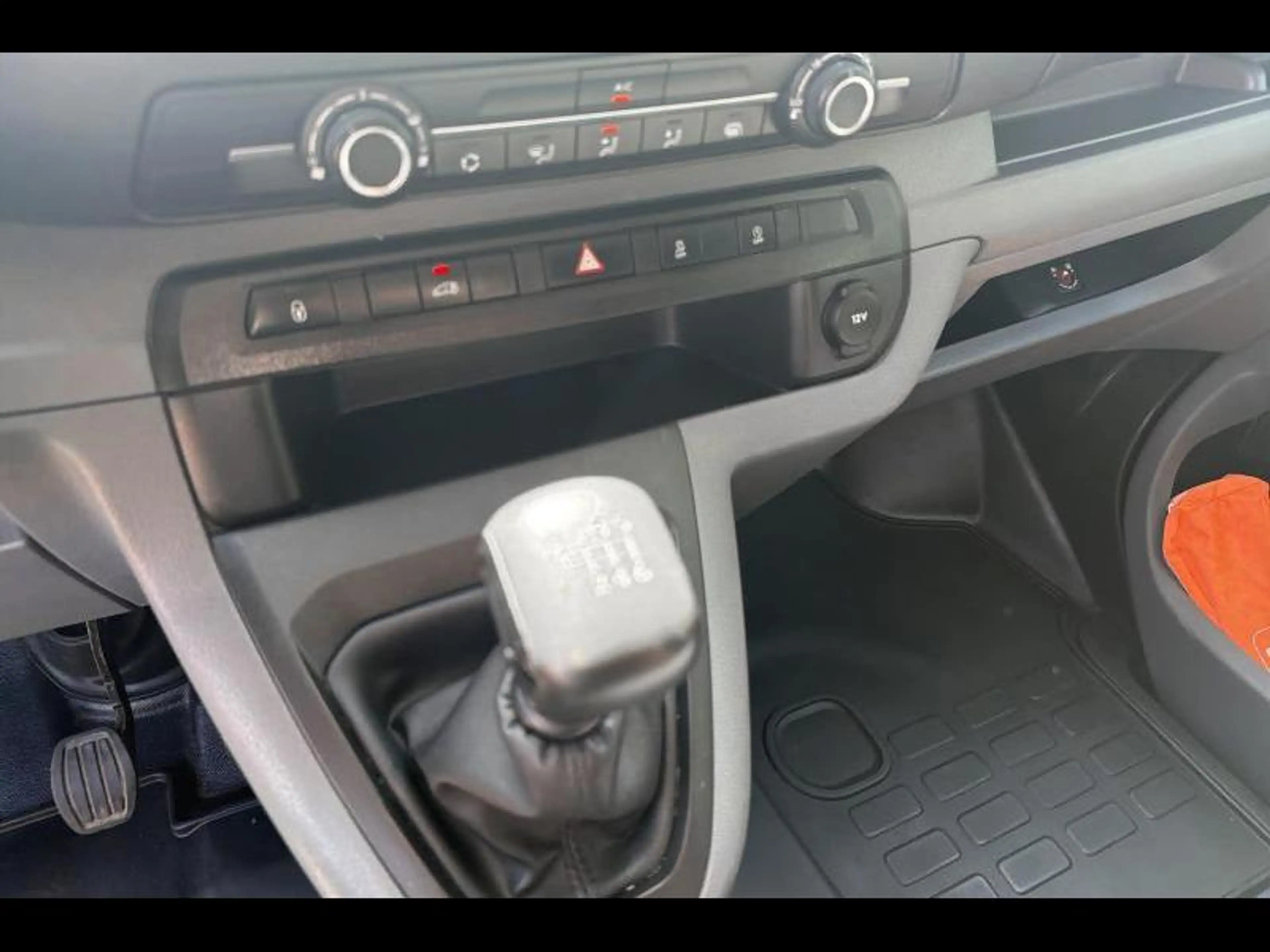 Peugeot Expert L2 1.5 HDI 100 pk - 6 v - margewagen — photo 15