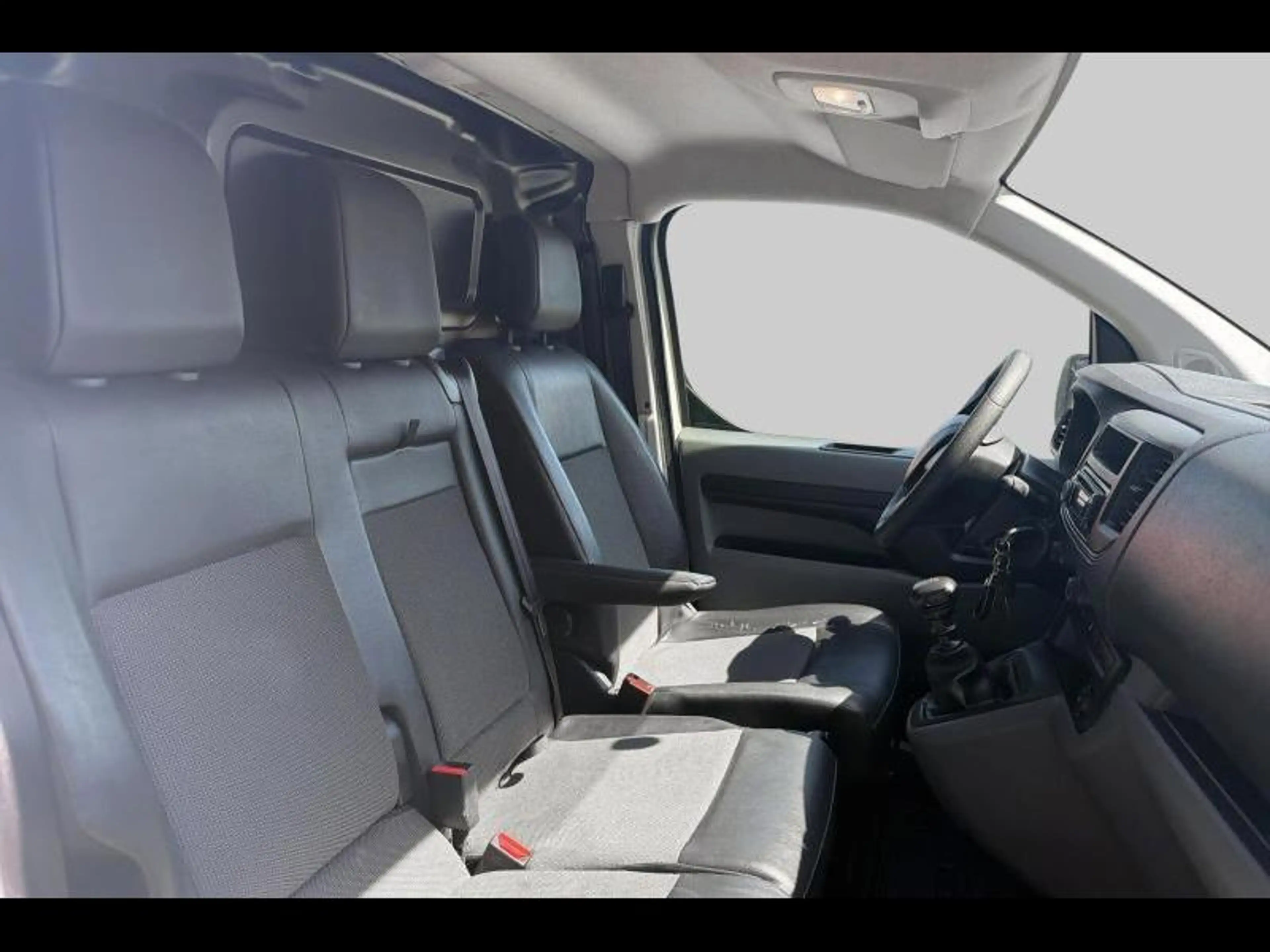 Peugeot Expert L2 1.5 HDI 100 pk - 6 v - margewagen — photo 8