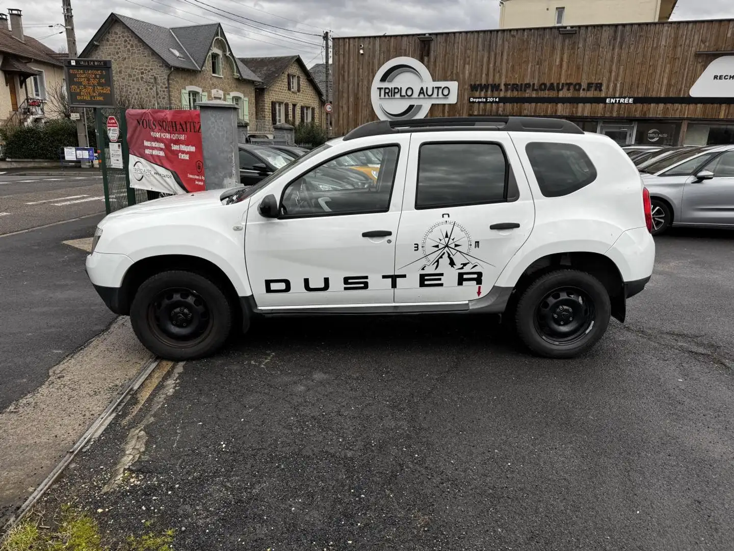 Dacia Duster 1.6 GPL 105  clim + attelage Weiß - 2