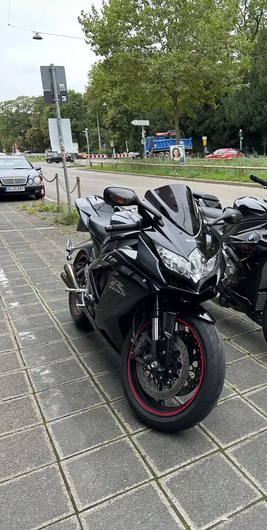 Suzuki GSX-R 750 Blsck Edition - 1