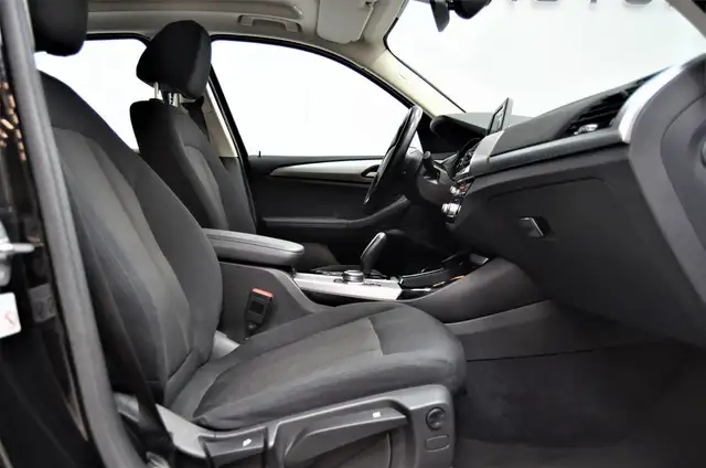 BMW X3 view 14