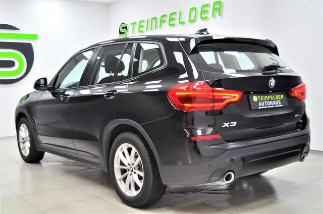BMW X3 view 6