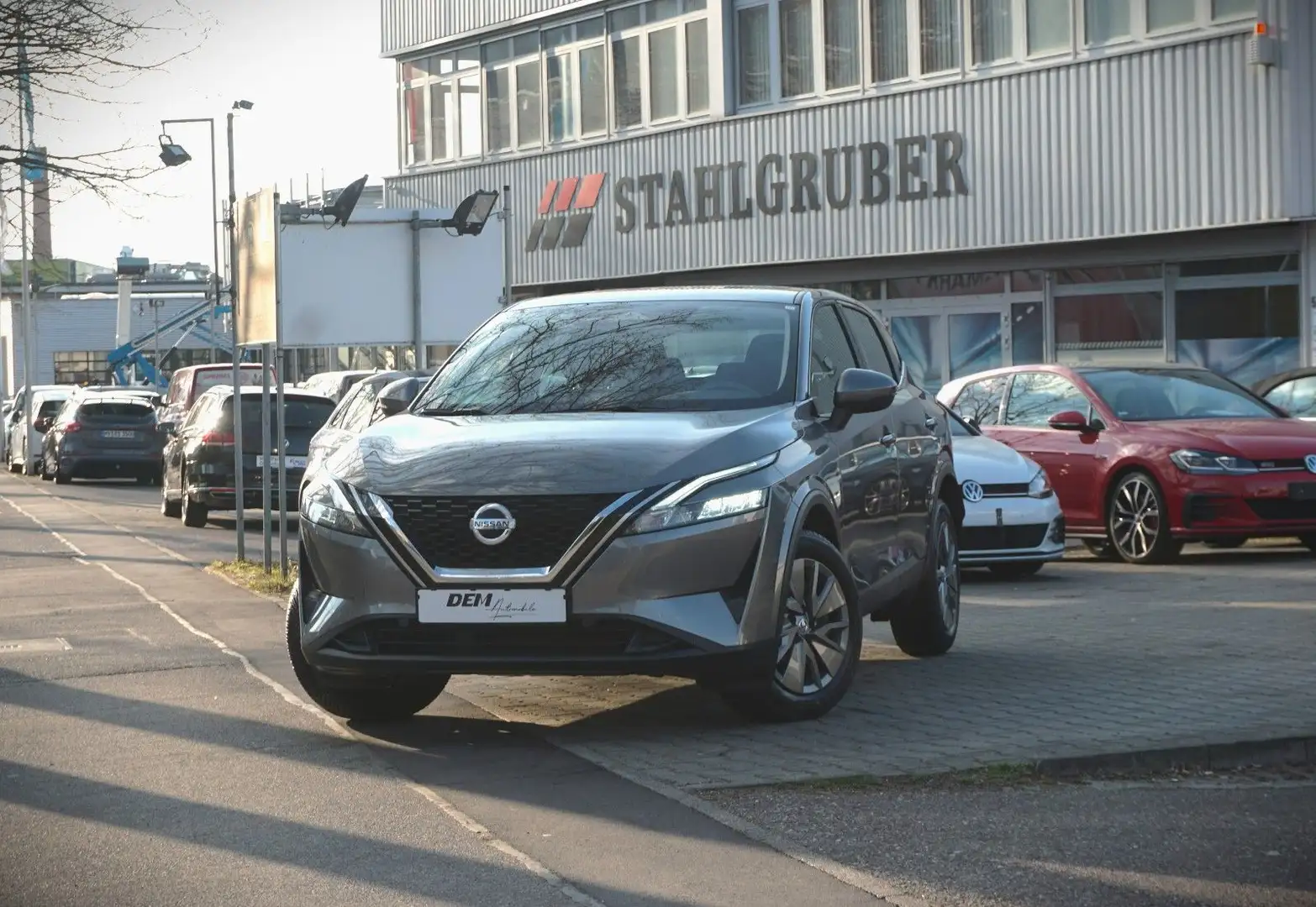 Nissan Qashqai Visia / 11.000 km / 1. Hand / ACC / Gri - 1