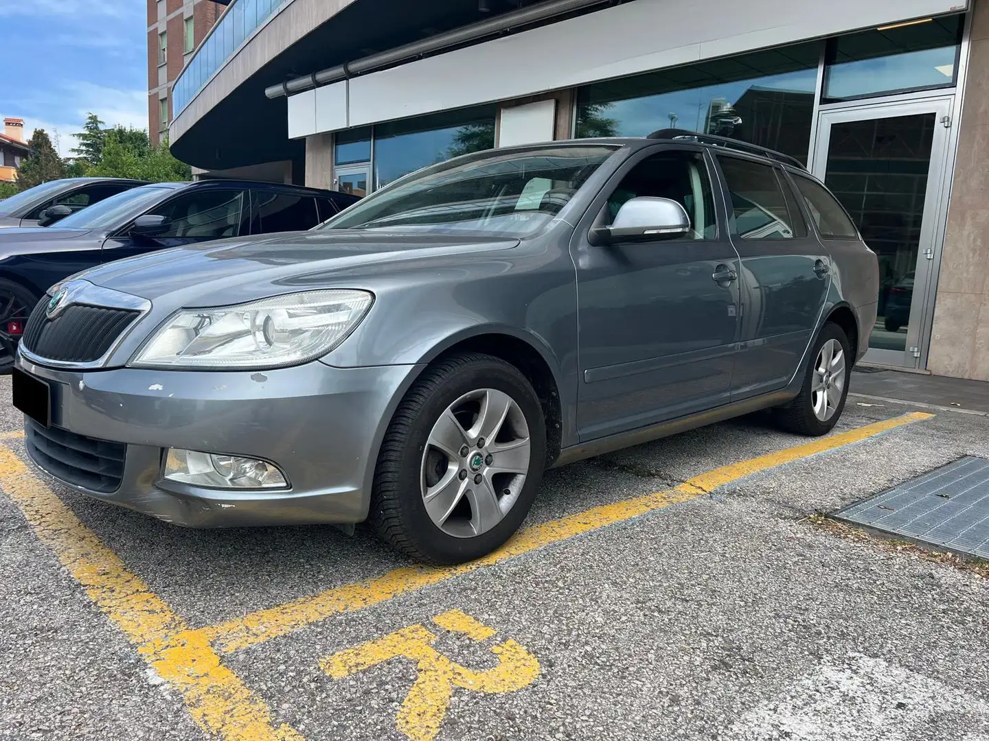 Skoda Octavia Wagon 1.6 105cv PRONTA CONSEGNA Grigio - 1