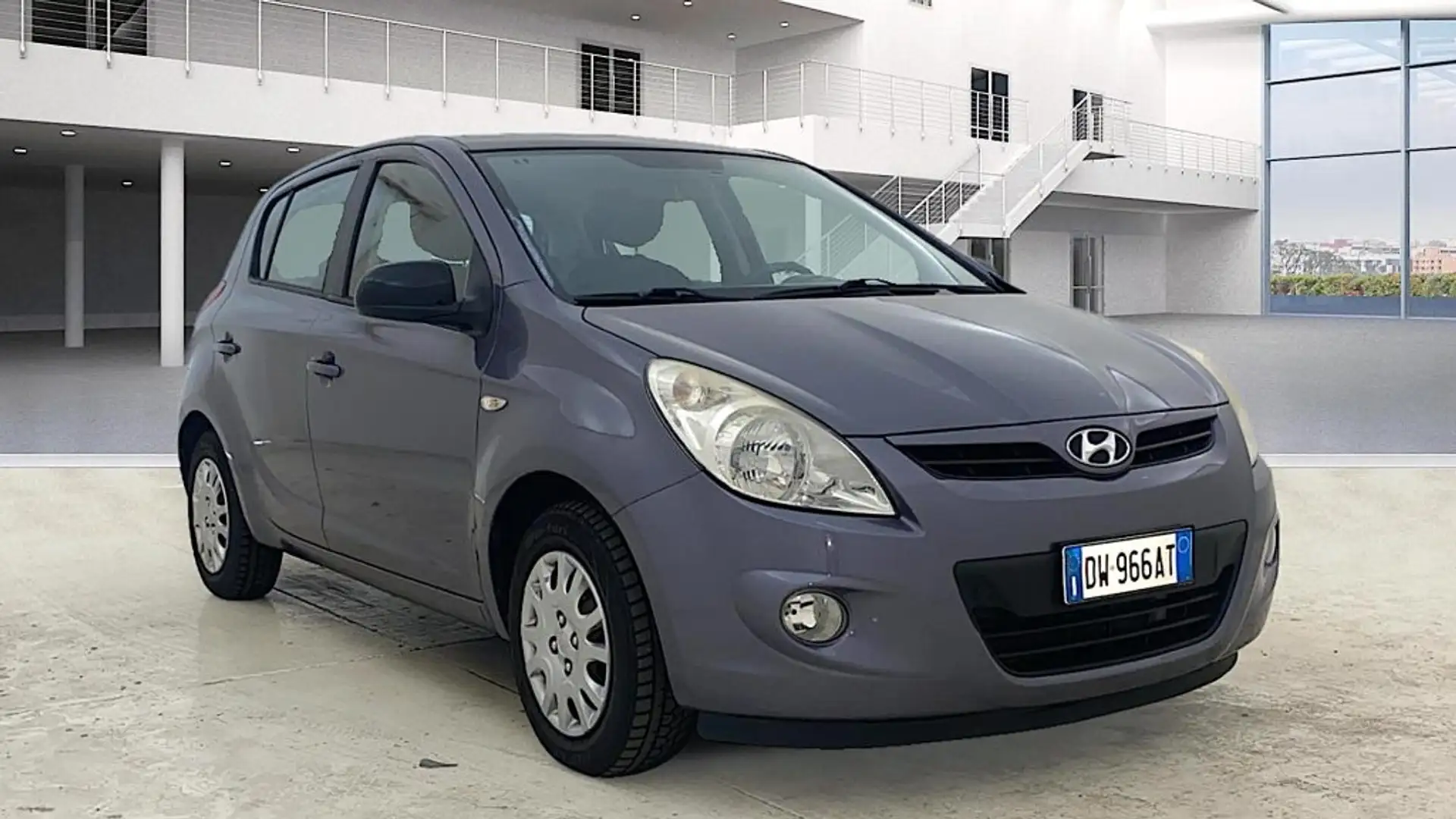 Hyundai i20 5p 1.2 Classic Gpl Grigio - 2