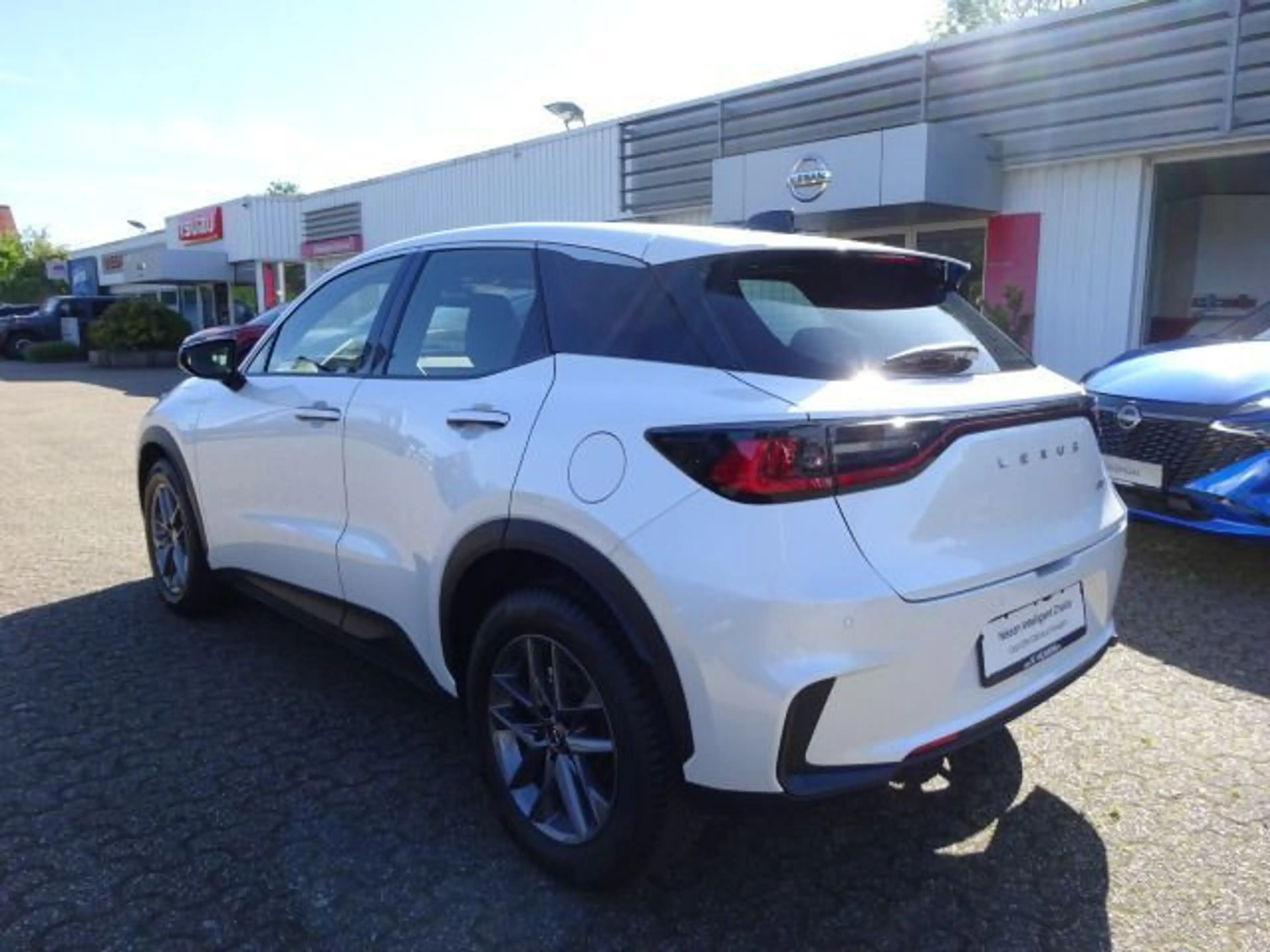 Lexus LBX 1.5 FWD Basis Kamera Navi Klima SHZ — photo 7